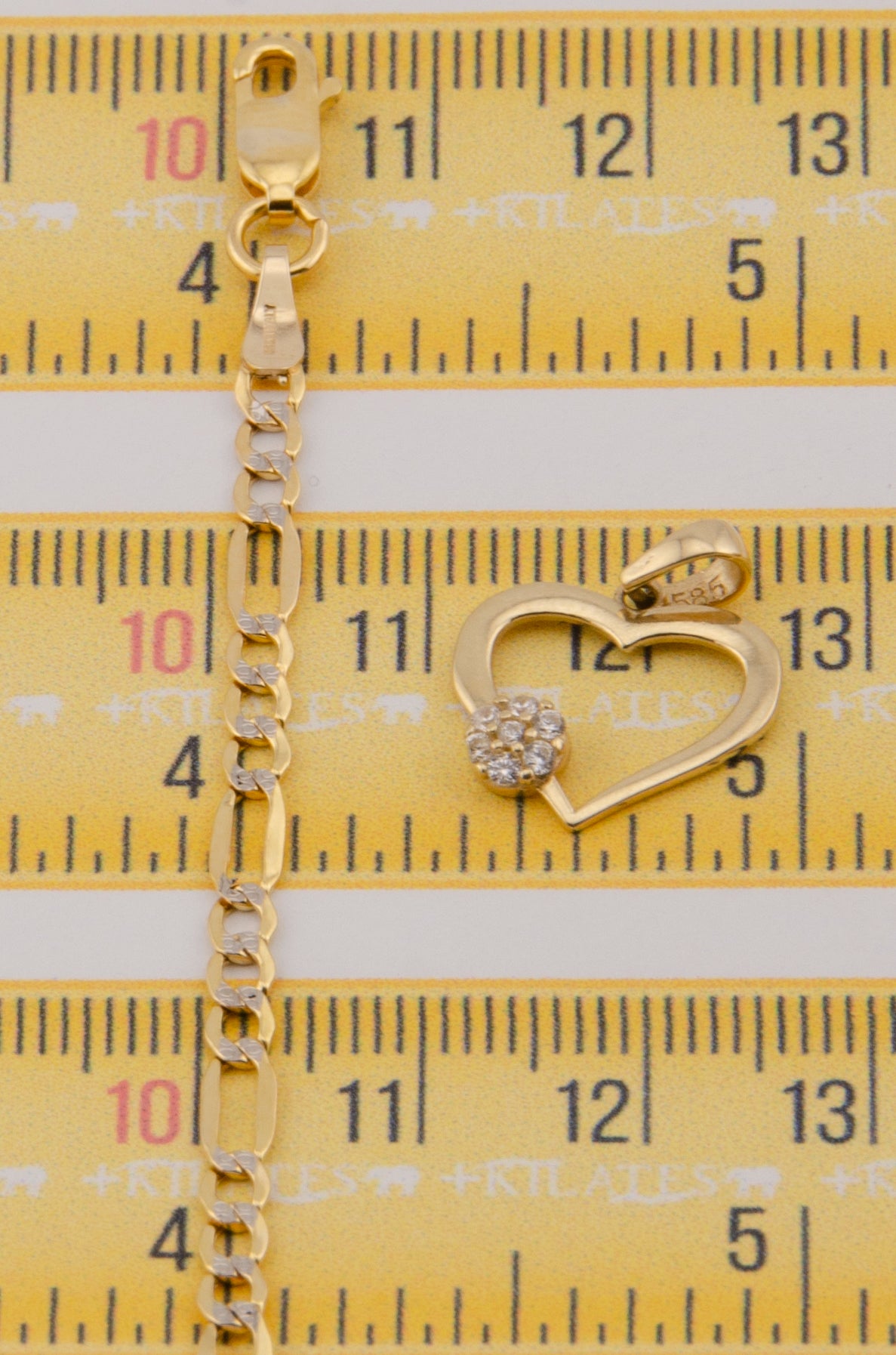 "CADENA DE 50 CM PARA ADULTO ESTILO 3+1 DIAMANTADA CON DIJE DE CORAZON CON ZIRCONIA BLANCA AL AL LADO. ORO 10K #775-2746"