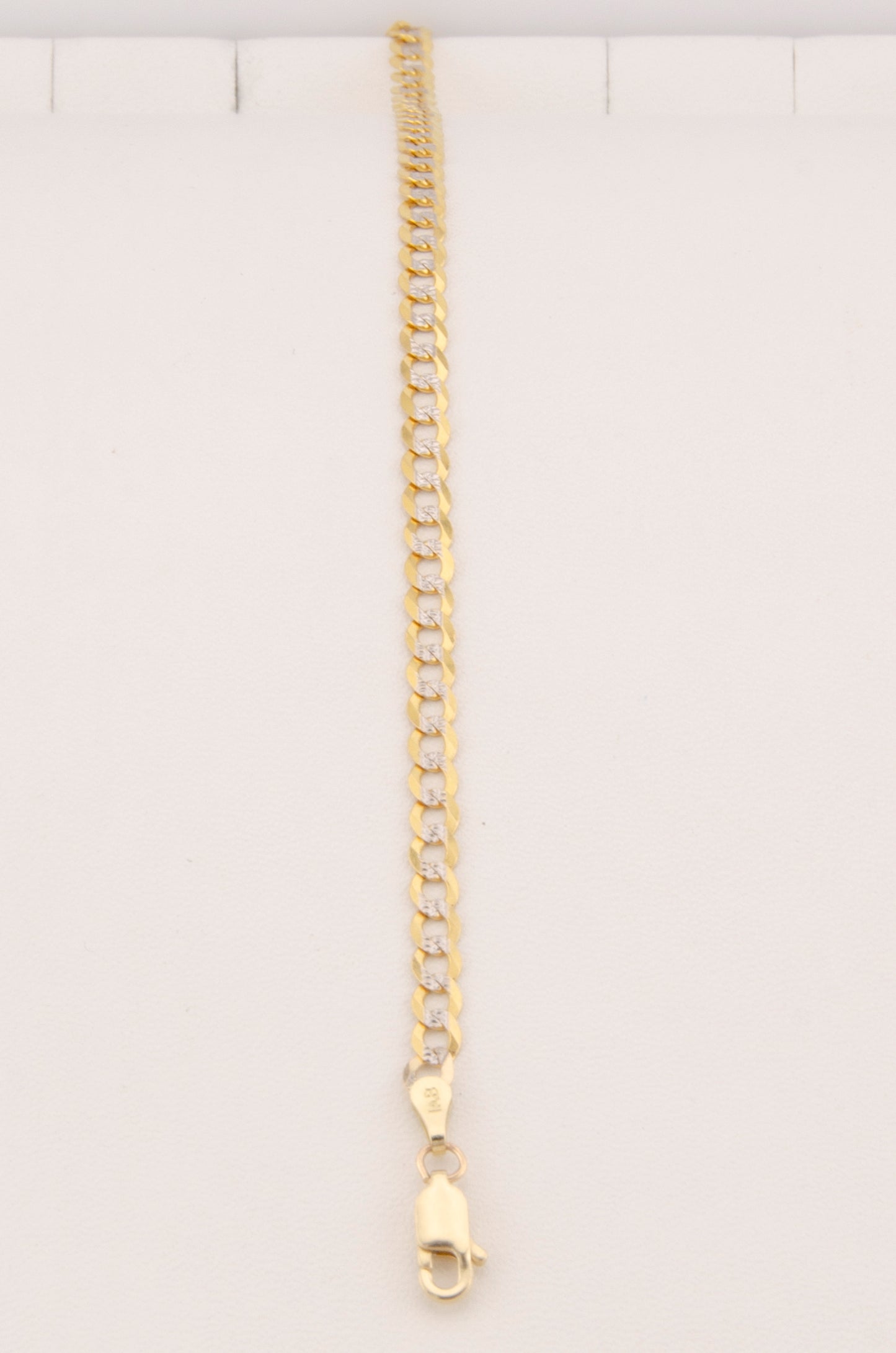 "PULSERA DE 17.5CM PARA ADULTO ESTILO CUBANA DIAMANTADA. ORO 14K #775-2906"