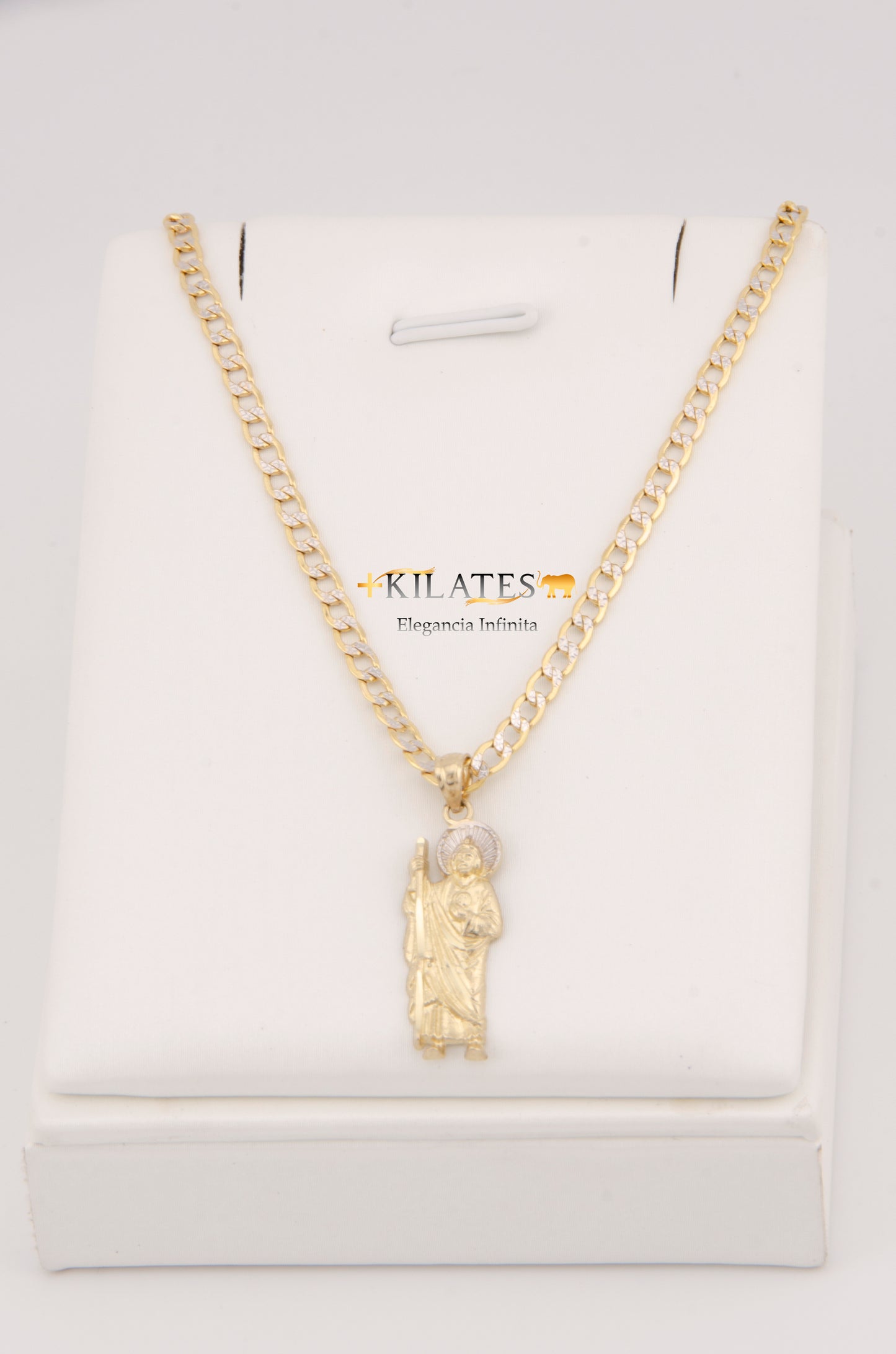 "CADENA DE 60CM PARA ADULTO ESTILO CUBANA DIAMANTADA CON DIJE SAN JUDAS TADEO MEDIANO. ORO 10K. #775-2916"