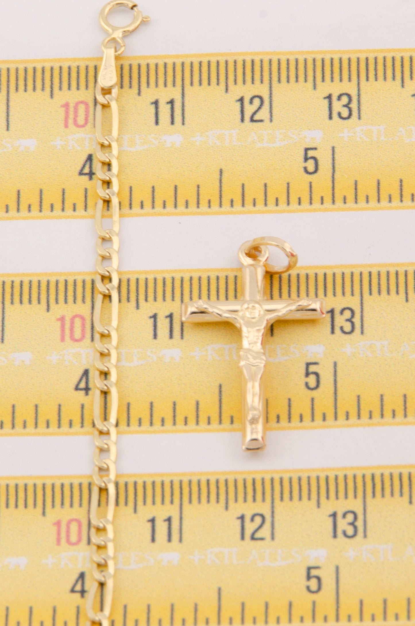 "CADENA DE 60CM PARA ADULTO ESTILO 3+1 CON DIJE DE CRUZ DE TUBO MEDIANA CON JESUCRISTO. ORO 10K. #775-2927"