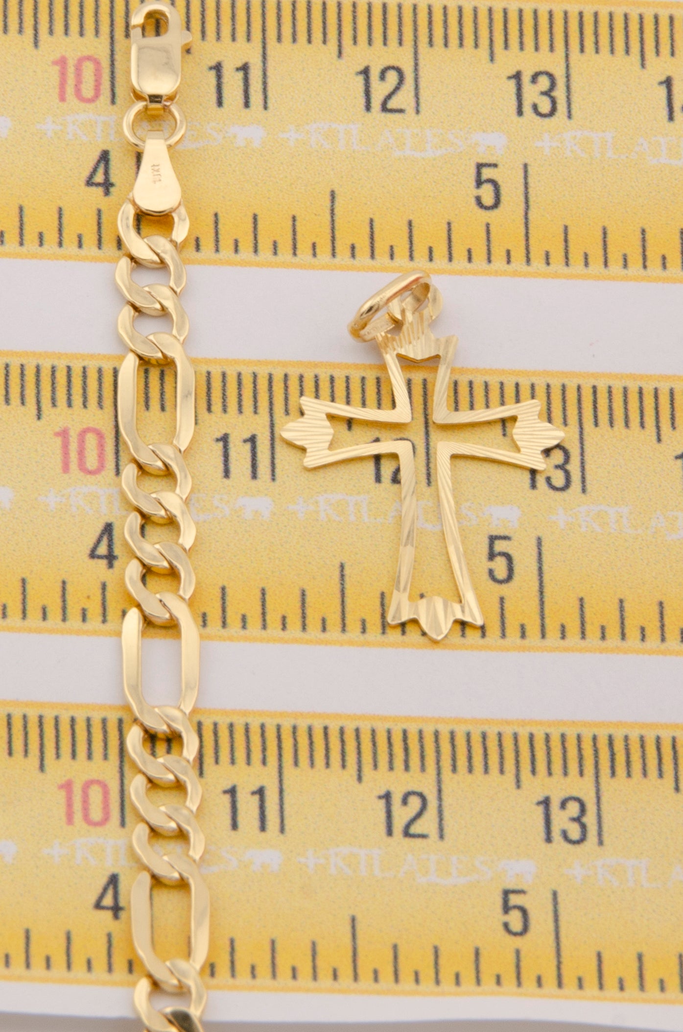 CADENA PARA ADULTO DE 60CM ESTILO 3+1 CON DIJE DE CRUZ MEDIANA. ORO 10K. #775-2949