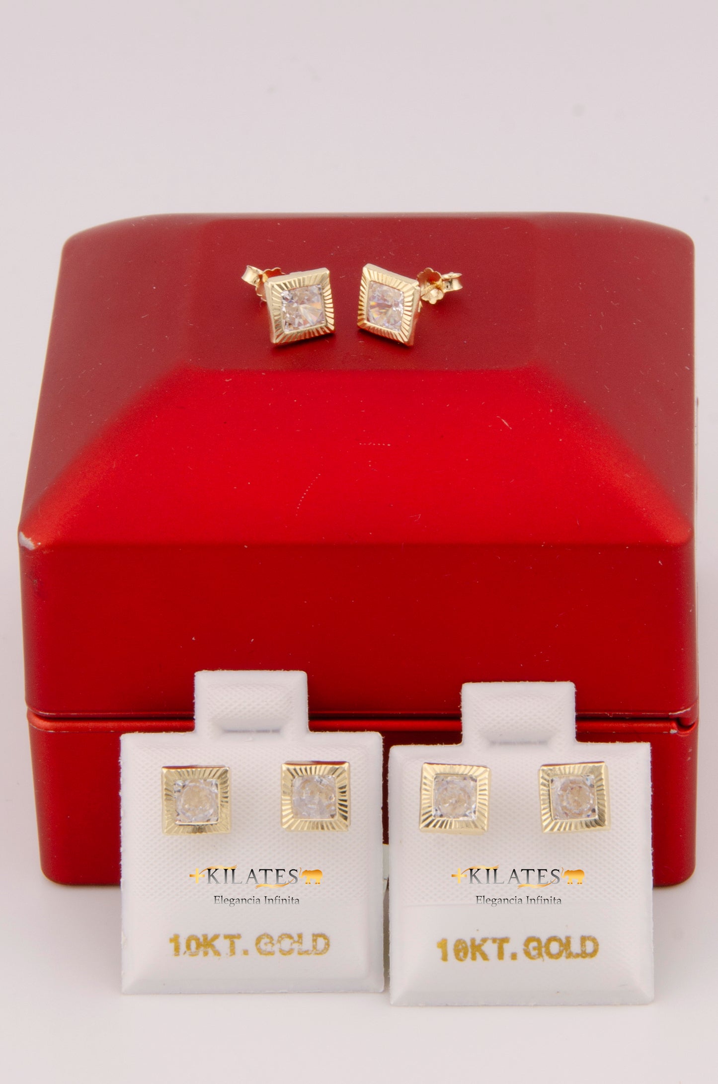 "ARETES PREMIUM CUADRADOS CON ZIRCONIA BLANCA #775-2999"