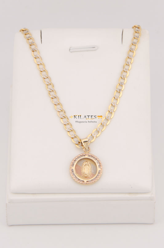 "CADENA DE 60CM PARA ADULTO ESTILO CUBANA DIAMANTADA CON DIJE REDONDO 3 TONOS DE LA VIRGEN. ORO 10K #775-3013"