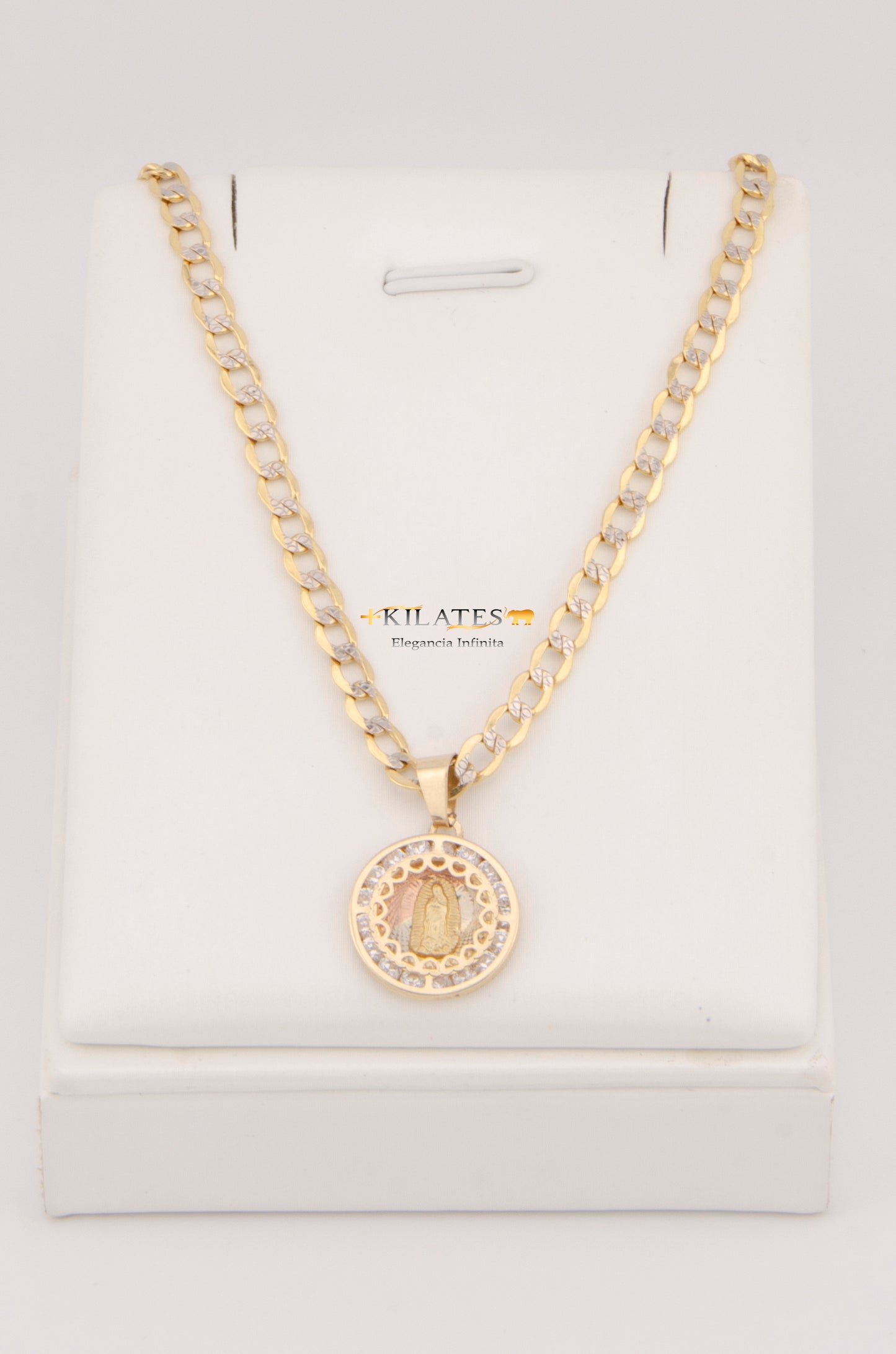 "CADENA DE 60CM PARA ADULTO ESTILO CUBANA DIAMANTADA CON DIJE DE LA VIRGEN REDONDO CON ZIRCONIA BLANCO. ORO 10K #775-3014"
