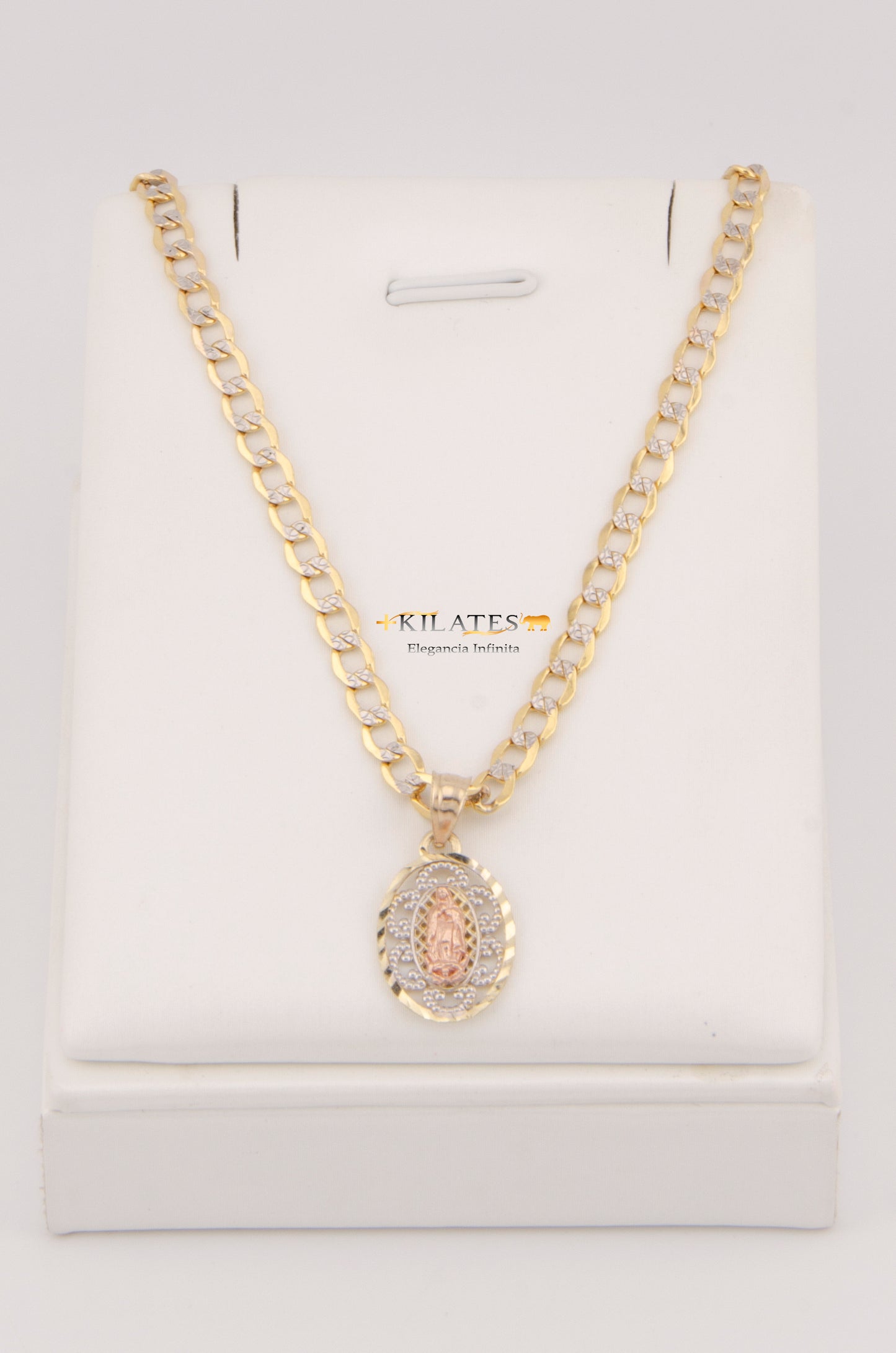 "CADENA DE 60CM PARA ADULTO ESTILO CUBANA DIAMANTADA CON DIJE DE PLACA DE LA VIRGEN. ORO 10K #775-3015"