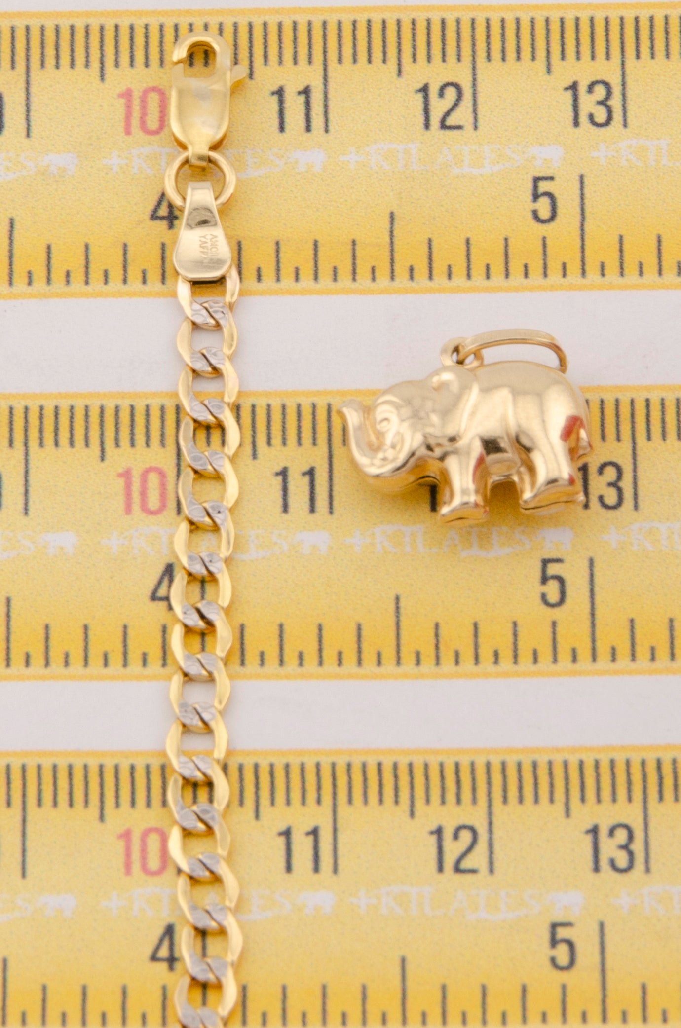 "CADENA DE 60CM PARA ADULTO ESTILO CUBANA DIAMANTADA CON DIJE DE ELEFANTE GRANDE. ORO 10K #775-3025"