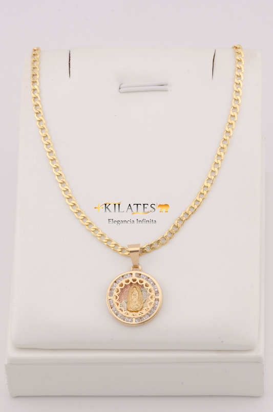 "CADENA DE 50CM PARA ADULTO ESTILO CUBANA CON DIJE DE LA VIRGEN RENDONDO MEDIANO CON ZIRCONIA BLANCA. ORO 10K #775-3098"