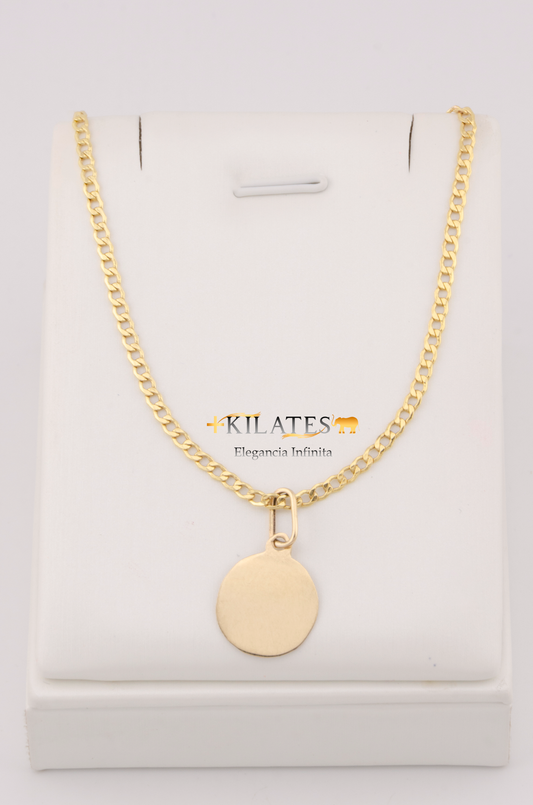 "CADENA DE 50CM PARA ADULTO ESTILO CUBANA CON DIJE DE PLACA. ORO 10K #775-3112"