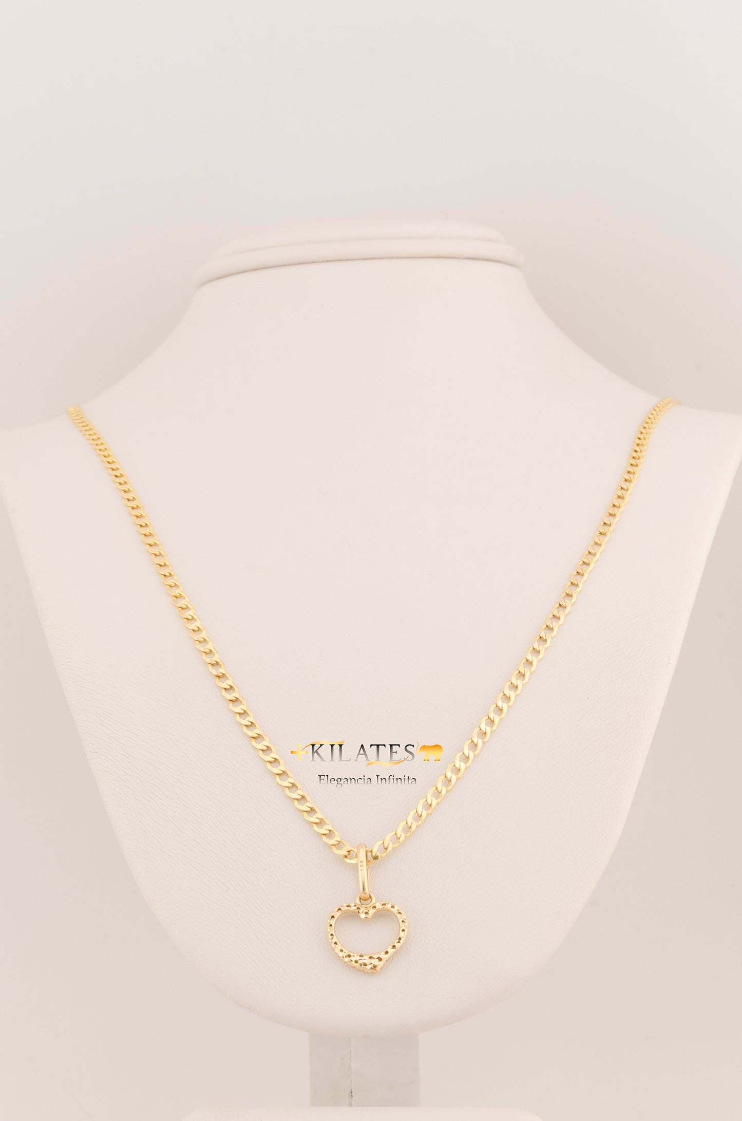 "CADENA DE 50CM PARA ADULTO ESTILO CUBANA CON DIJE DE CORAZON DORADO CON TEXTURA. ORO 10K #775-3116"