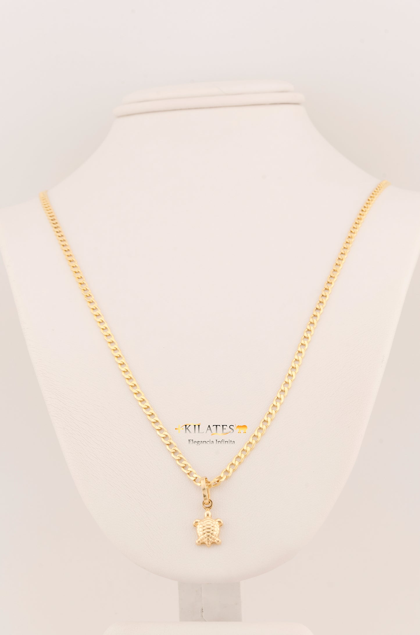 "CADENA DE 50CM PARA ADULTO ESTILO CUBANA CON DIJE DE ESTRELLA DE TORTUGA. ORO 10K #775-3127"