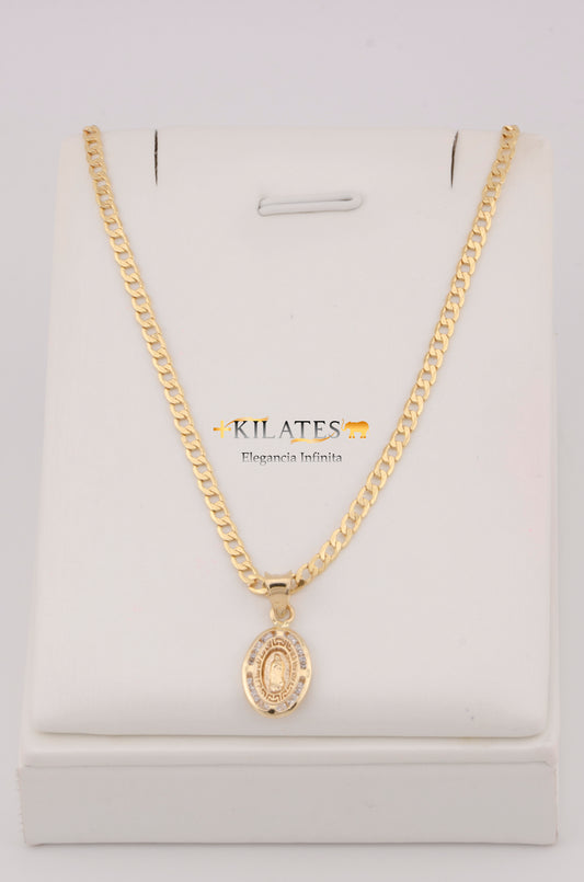 "CADENA DE 50CM PARA ADULTO ESTILO CUBANA CON DIJE OVALADO PEQUEÑO CON ZIRCONIA BLANCA DE LA VIRGEN . ORO 10K #775-3213"