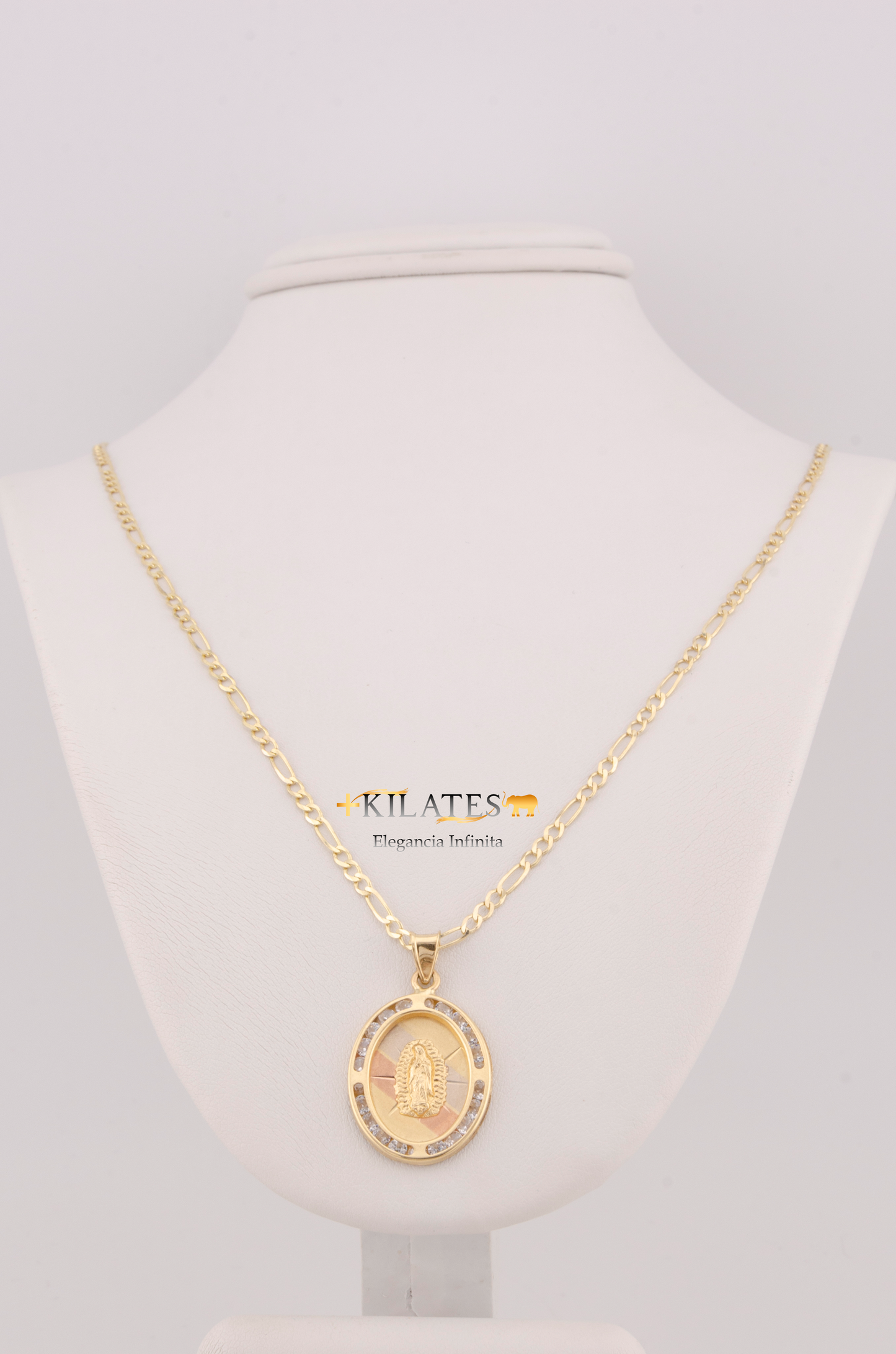 "CADENA DE 50CM PARA ADULTO ESTILO 3+1 SOLIDA CON DIJE OVALADO GRANDE DE LA VIRGEN CON ZIRCONIA BLANCA . ORO 10K #775-3243"
