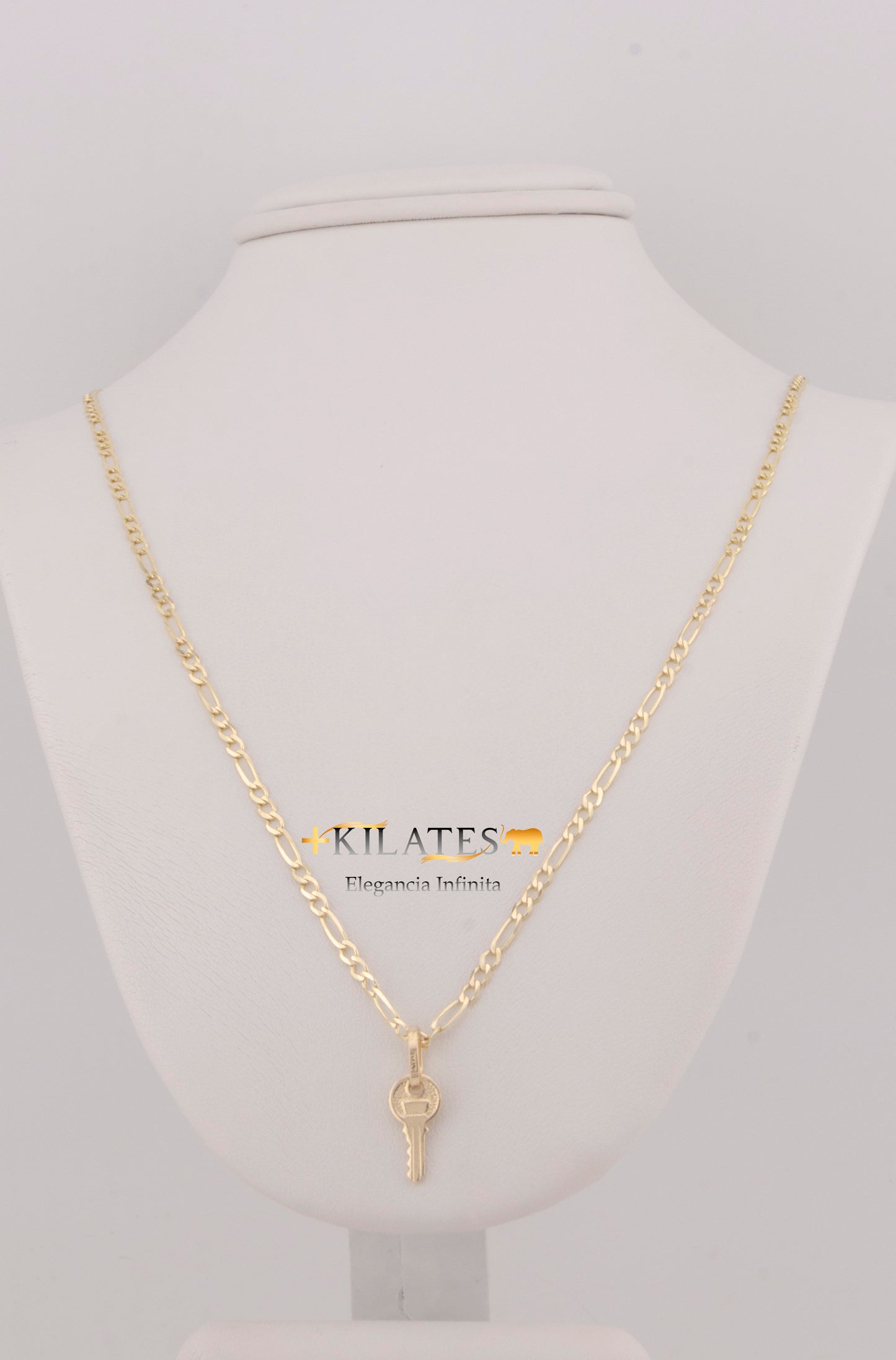"CADENA DE 50CM PARA ADULTO ESTILO 3+1 SOLIDA CON DIJE DE LLAVE. ORO 10K #775-3286"