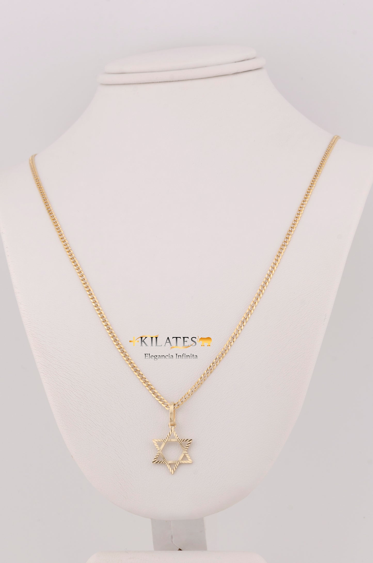 "CADENA DE 40CM PARA NIÑ@ ESTILO CUBANA DIAMANTADA SOLIDA CON DIJE OVALADO DE ESTRELLA DE DAVID. ORO 10K #775-3366"