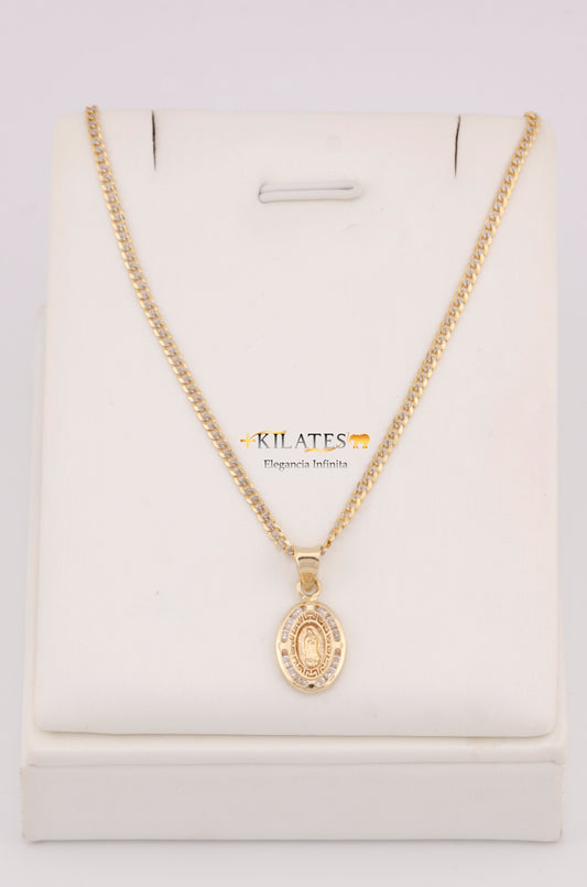 "CADENA DE 40CM PARA NIÑ@ ESTILO CUBANA DIAMANTADA SOLIDA CON DIJE OVALADO DE LA VIRGEN. ORO 10K #775-3363"