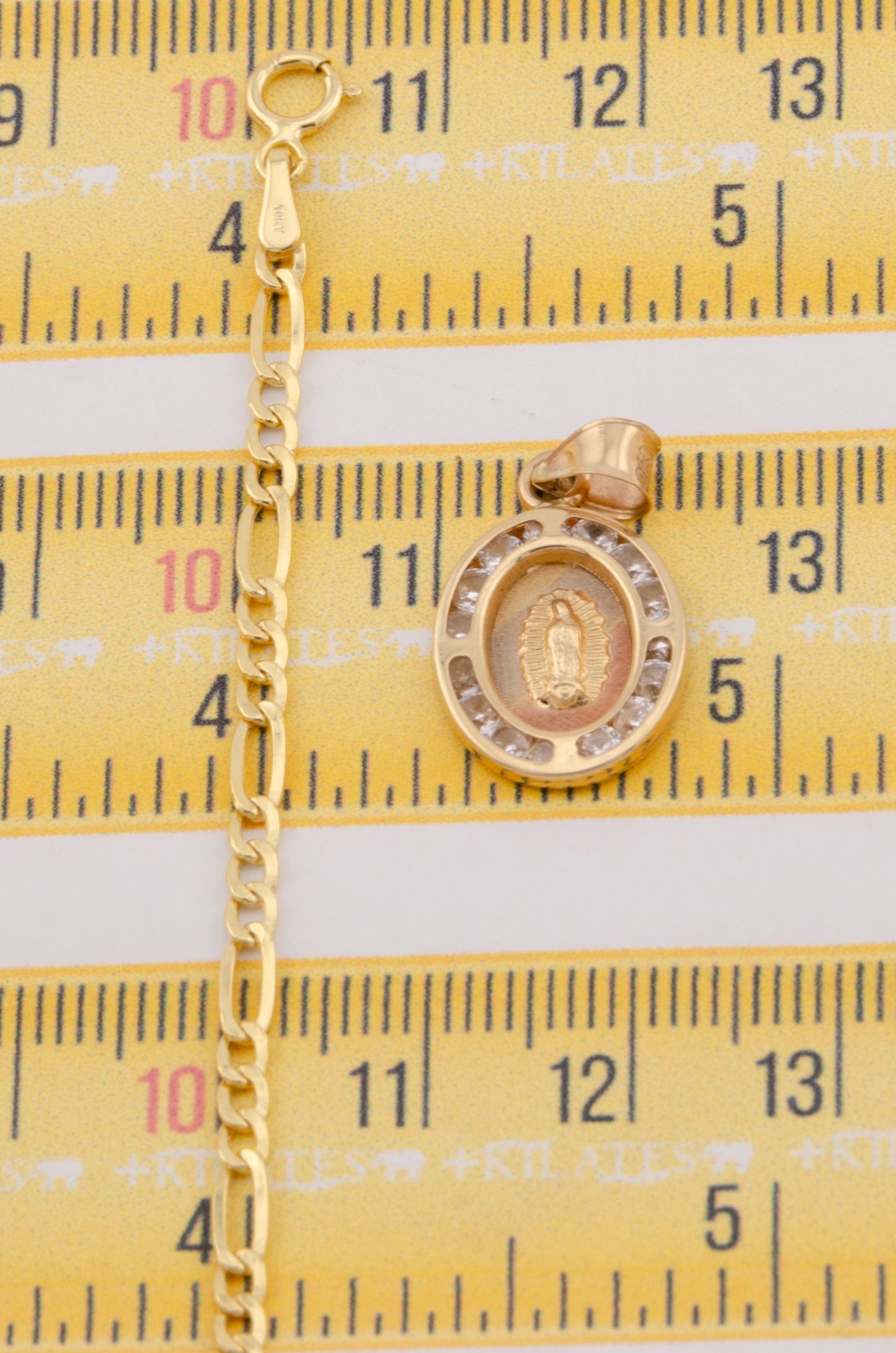 "CADENA DE 50CM PARA ADULTO ESTILO 3+1 CON DIJE OVALADO MEDIANO DE LA VIRGEN. ORO 10K #775-3403"