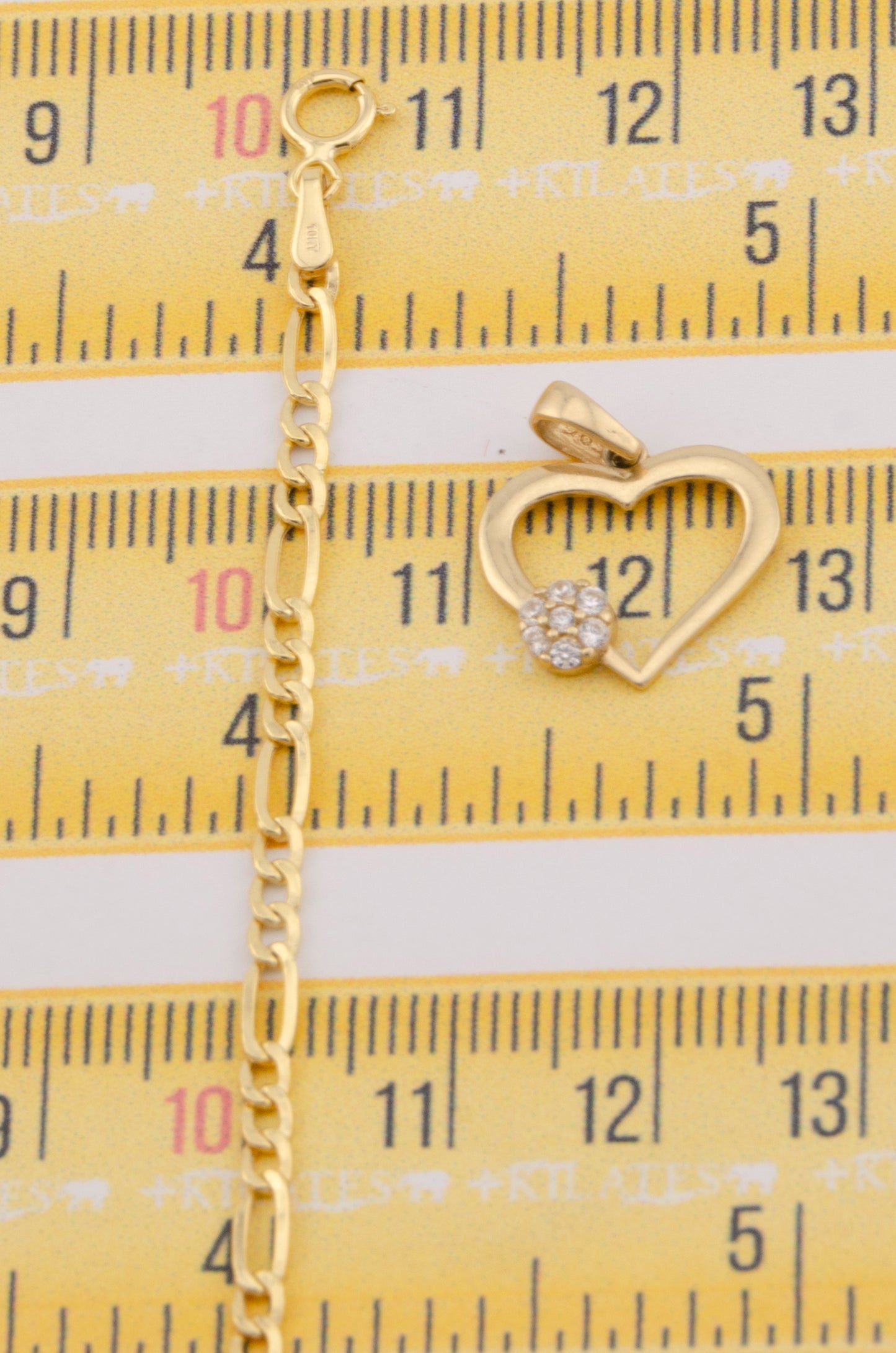 "CADENA DE 50CM PARA ADULTO ESTILO 3+1 CON DIJE DE CORAZON CON ZIRCONIA BLANCA AL LADO. ORO 10K #775-3420"