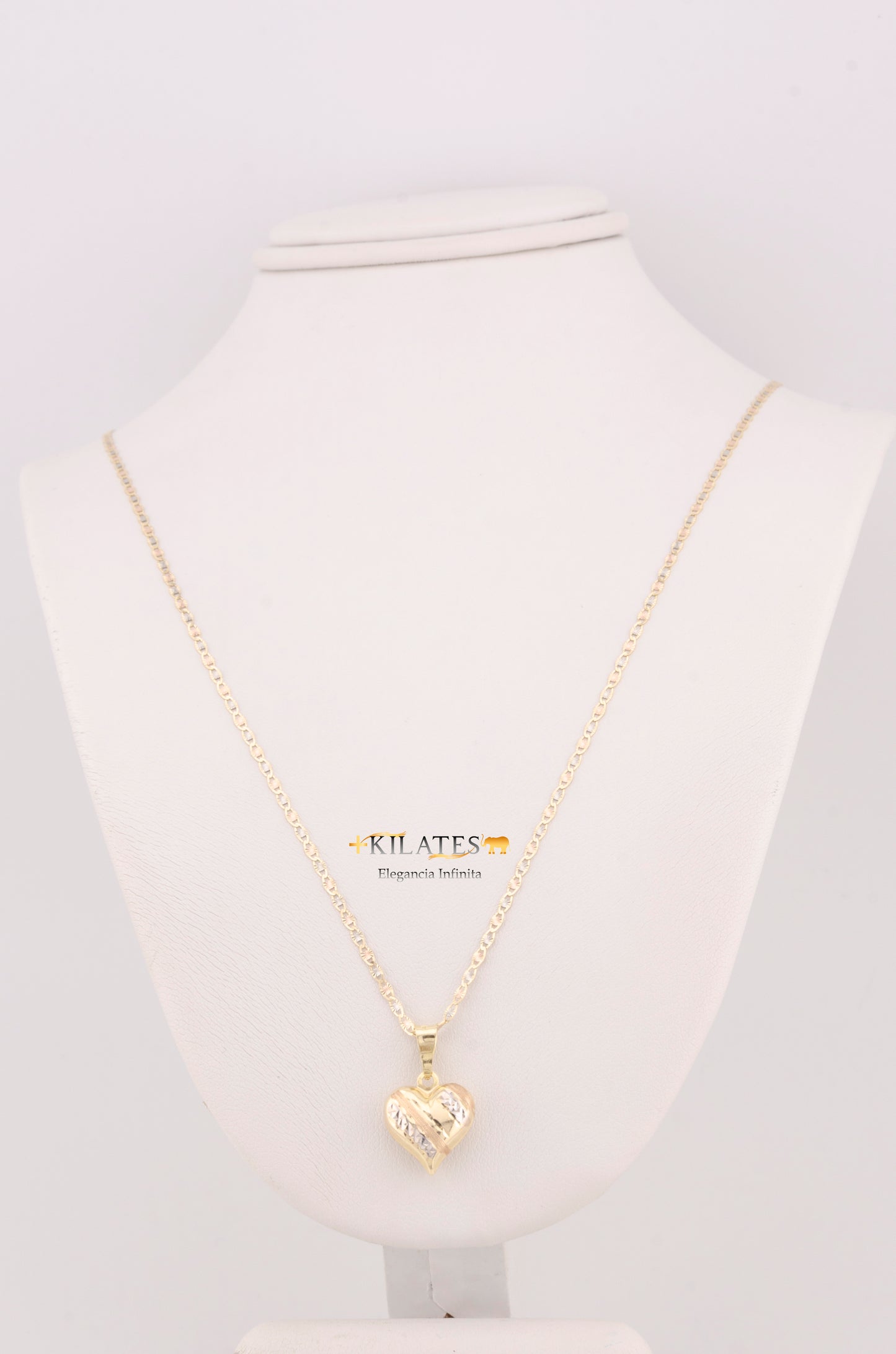 "CADENA DE 50CM PARA ADULTO ESTILO 3 OROS CON DIJE DE CORAZON 3 TONOS GRANDE. ORO 10K #775-3462"