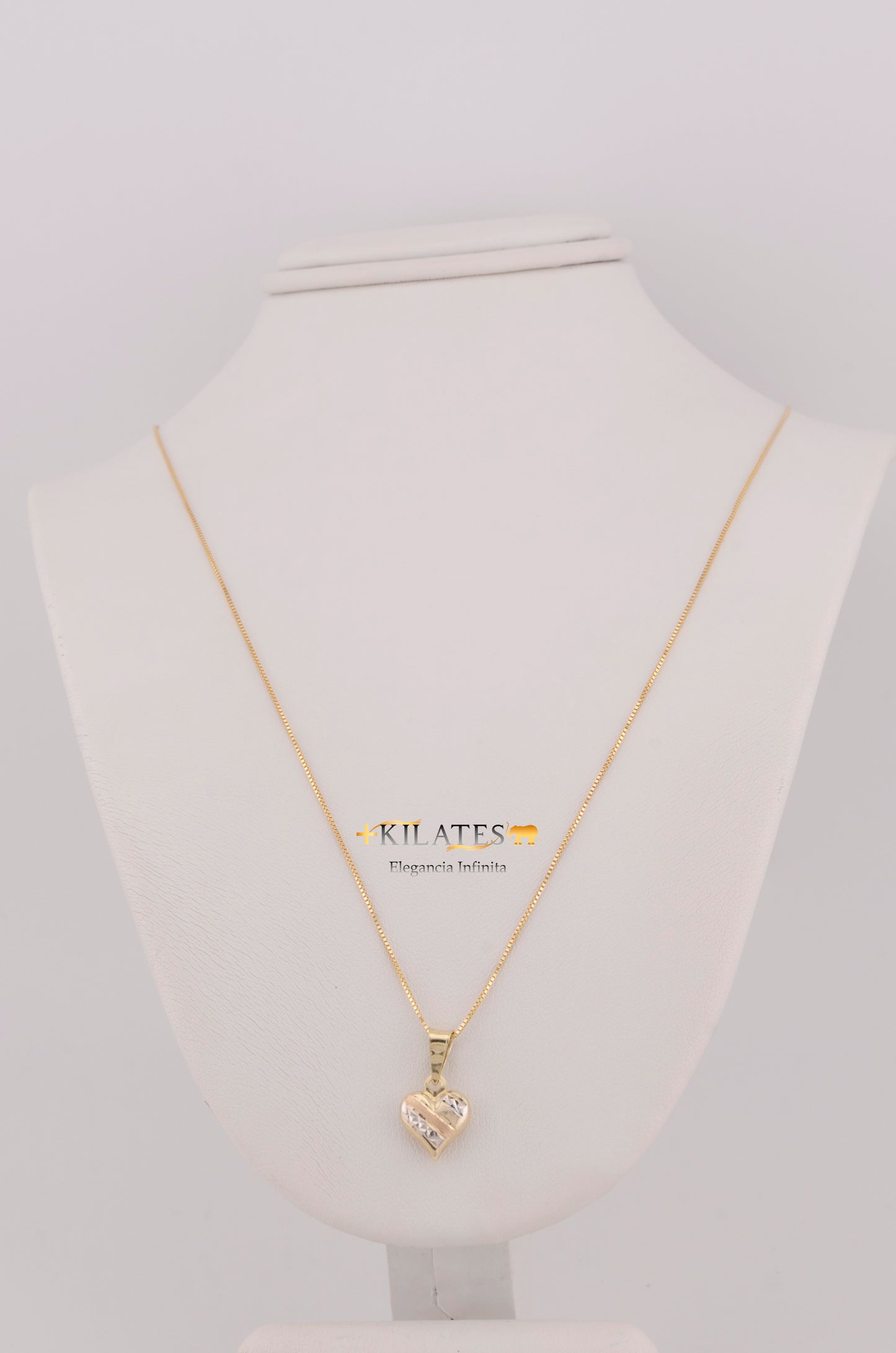"CADENA DE 50CM PARA ADULTO ESTILO FINITA CON DIJE DE CORAZON 3 TONOS PEQUEÑO. ORO 10K #775-3478"