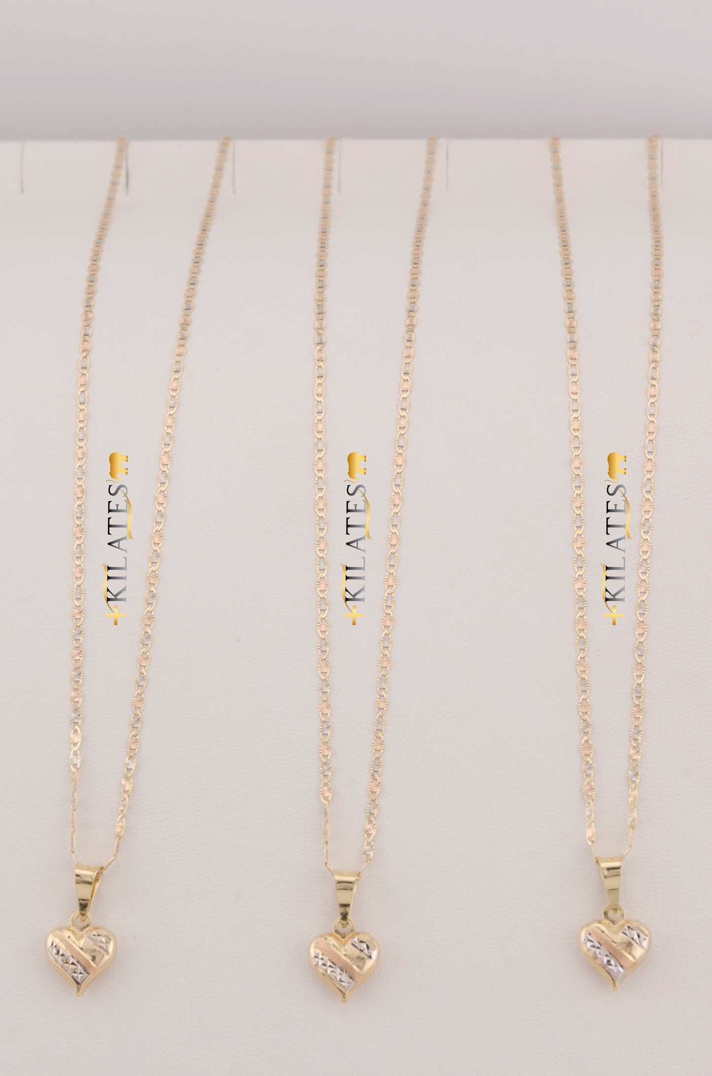 "CADENA DE 50CM PARA ADULTO ESTILO 3 OROS CON DIJE DE CORAZON 3 TONOS PEQUEÑO. ORO 10K #775-3466"