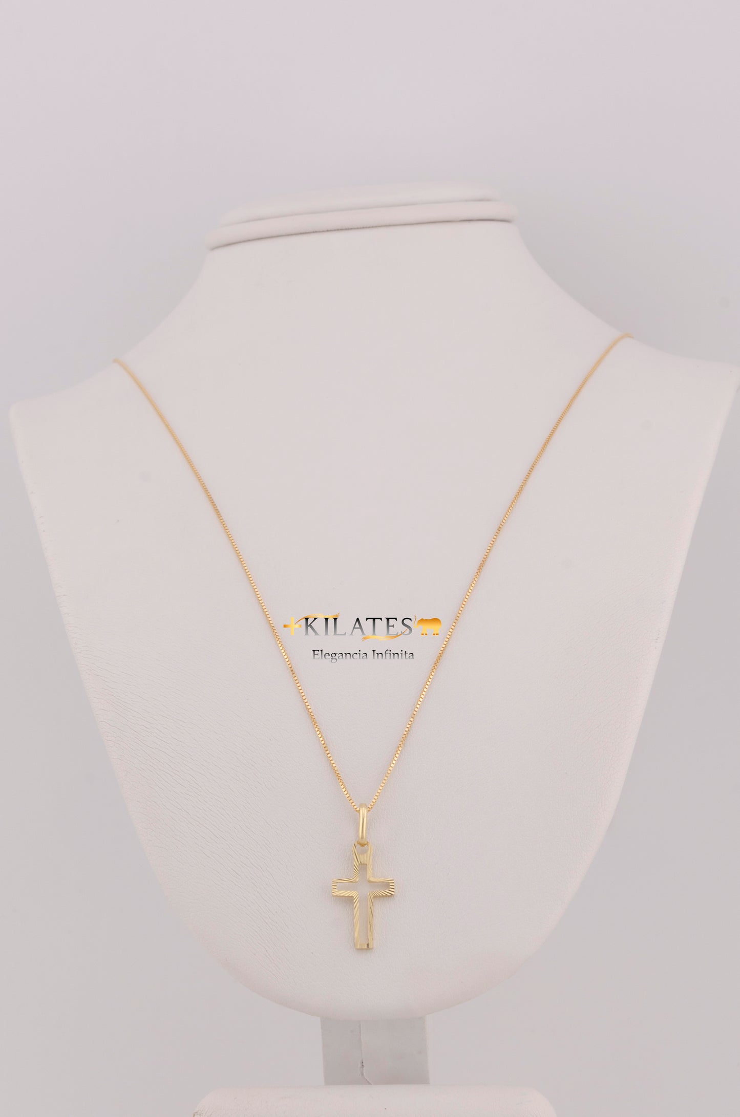 "CADENA DE 50CM PARA ADULTO ESTILO FINITA CON DIJE DE CRUZ. ORO 10K #775-3485"