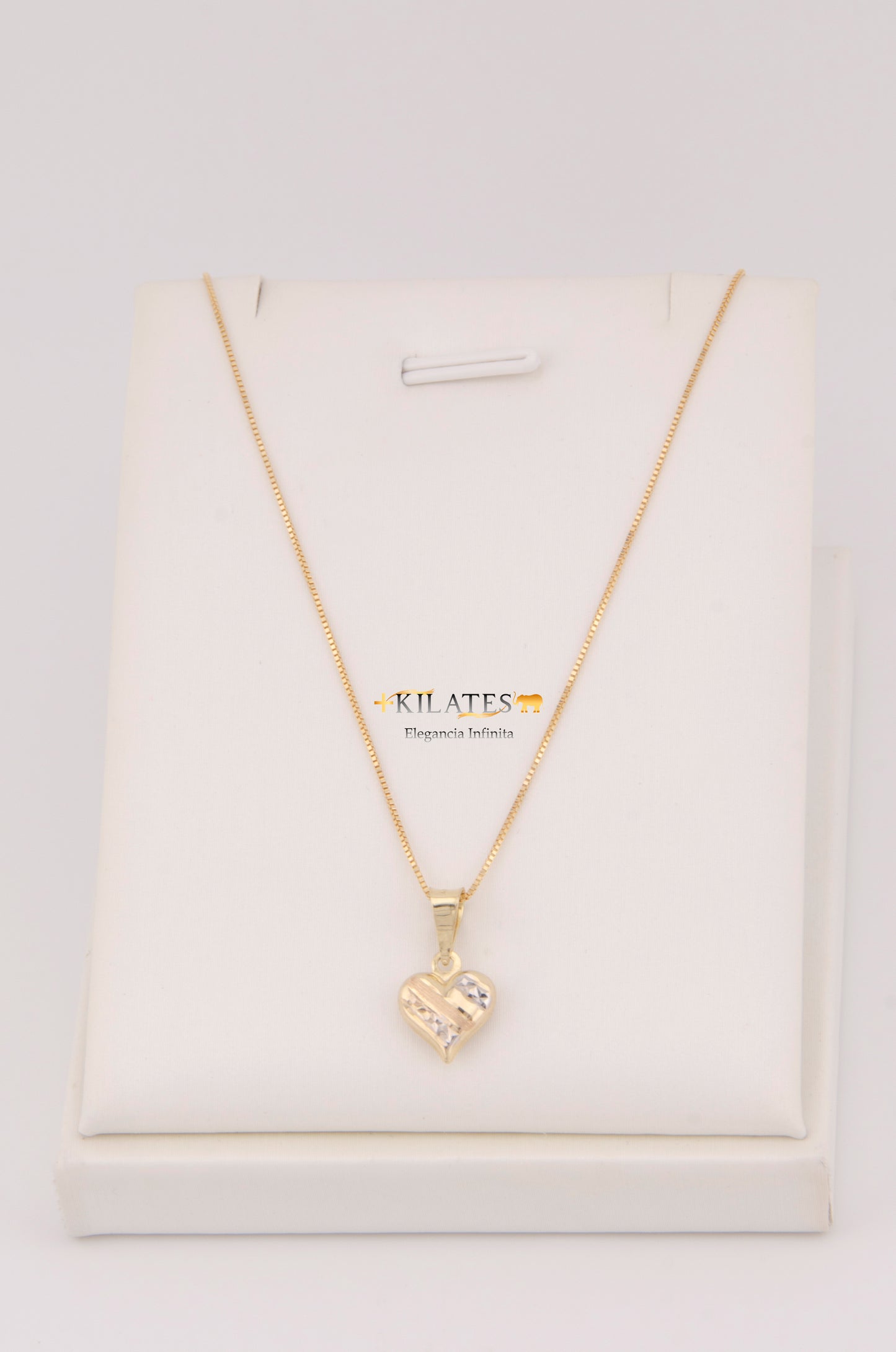 "CADENA DE 50CM PARA ADULTO ESTILO FINITA CON DIJE DE CORAZON 3 TONOS PEQUEÑO. ORO 10K #775-3478"