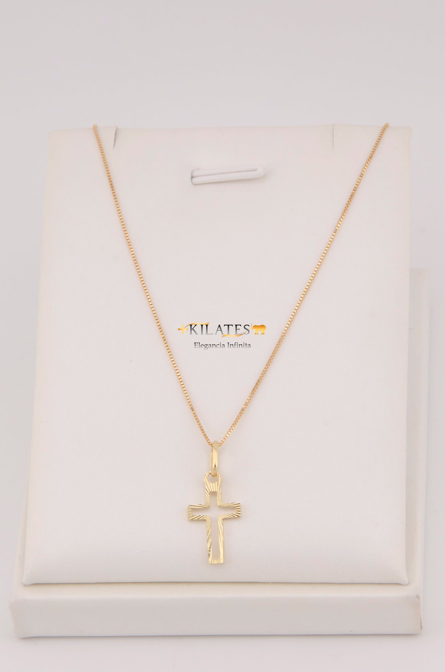 "CADENA DE 50CM PARA ADULTO ESTILO FINITA CON DIJE DE CRUZ. ORO 10K #775-3485"