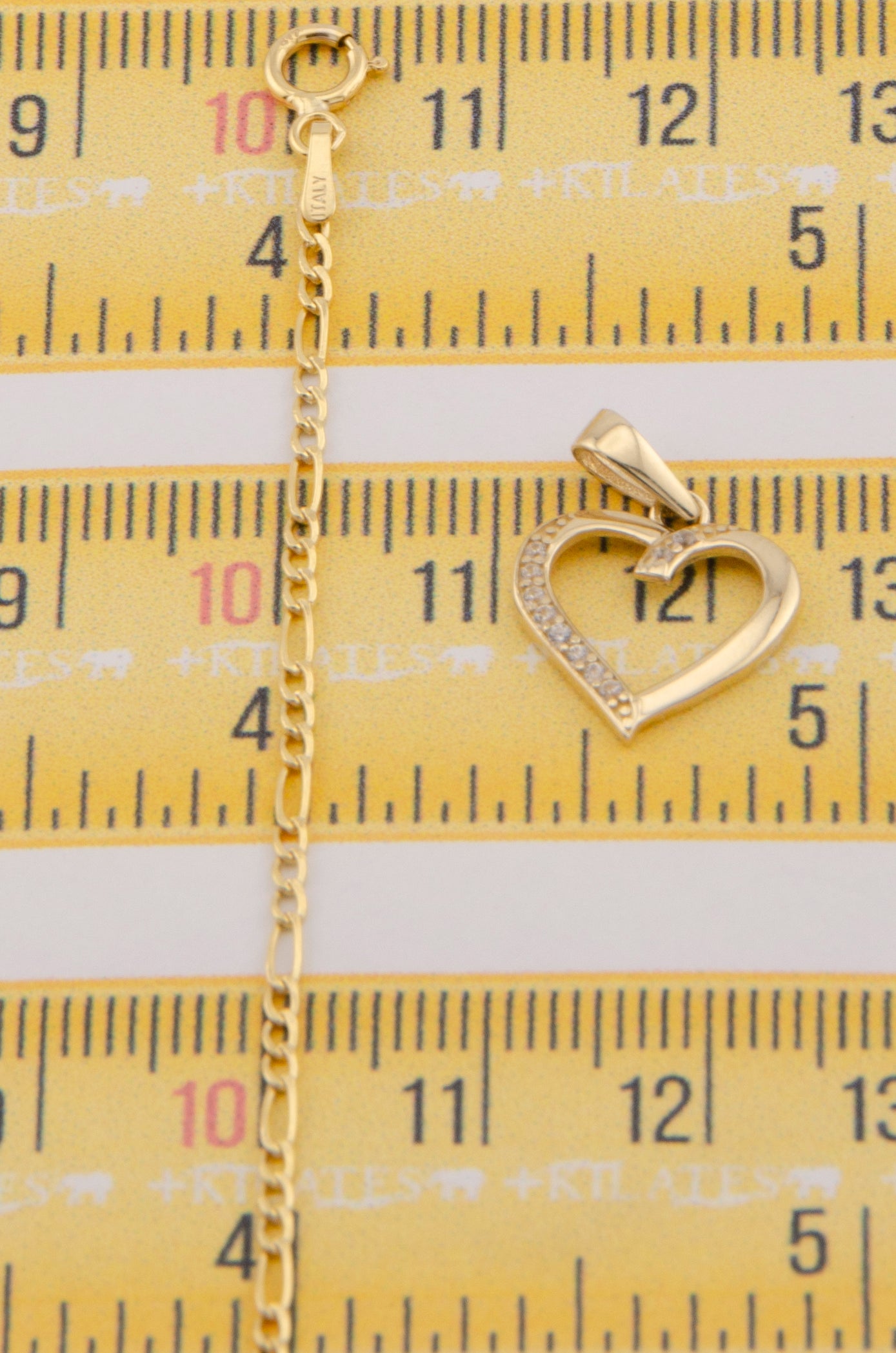 "CADENA DE 50CM PARA ADULTO ESTILO 3+1 CON DIJE DE CORAZON CON ZIRCONIA BLANCA. ORO 10K #775-3488"