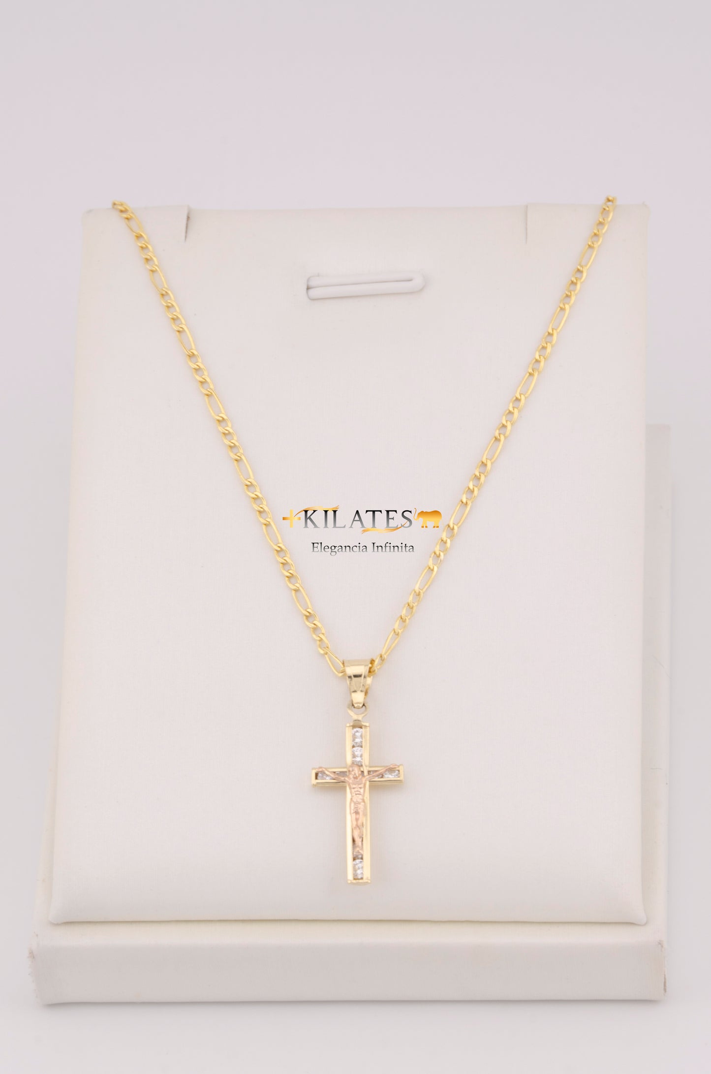 "CADENA DE 50CM PARA DAMA ESTILO 3 +1 CON DIJE DE JESUCRISTO. ORO 10K #775-3501"