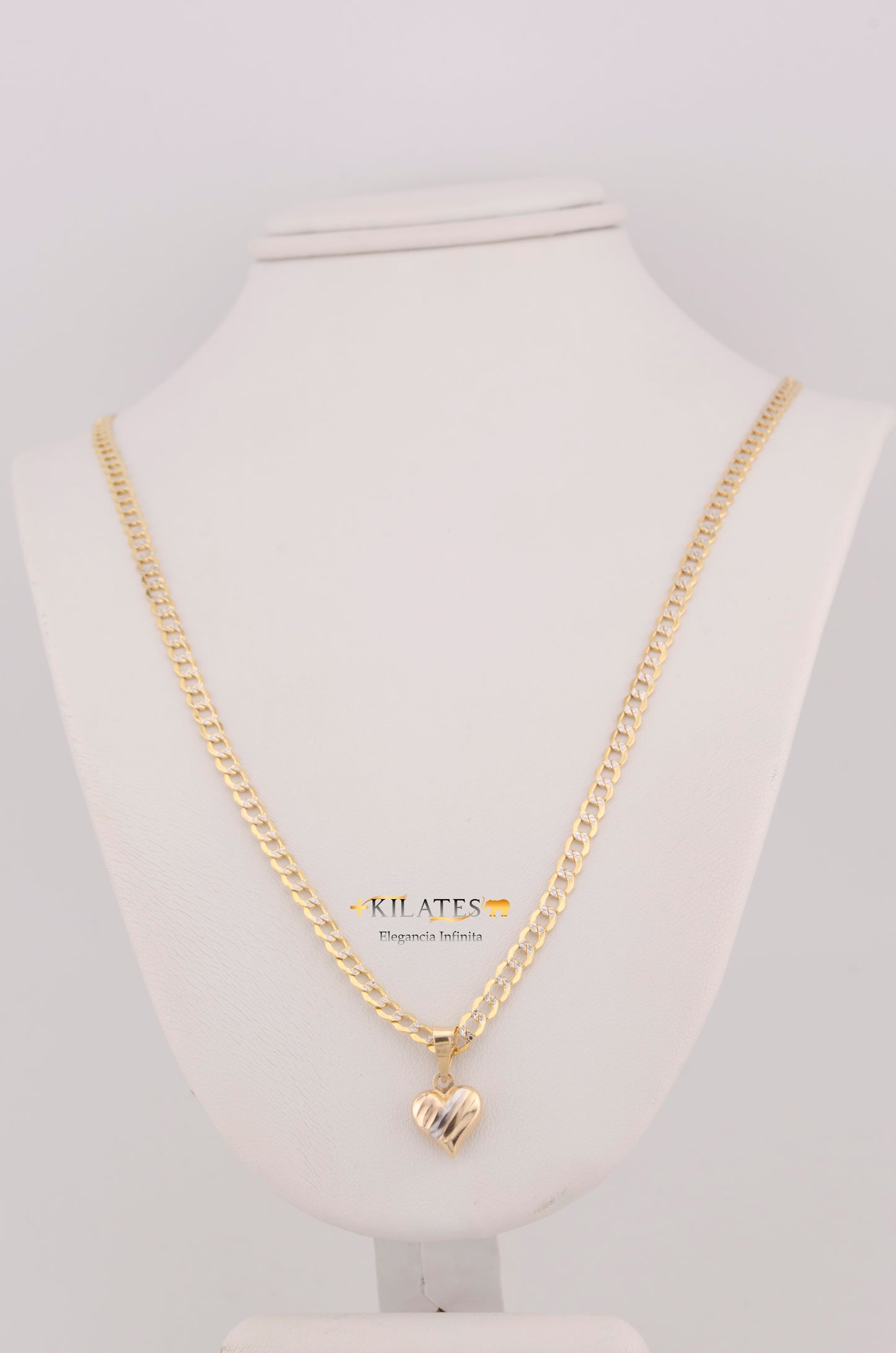 "CADENA DE 50CM PARA DAMA ESTILO CUBANA DIAMANTADA CON DIJE DE CORAZON DIJE 3 TONOS PEQUEÑO. ORO 10K #775-3508"