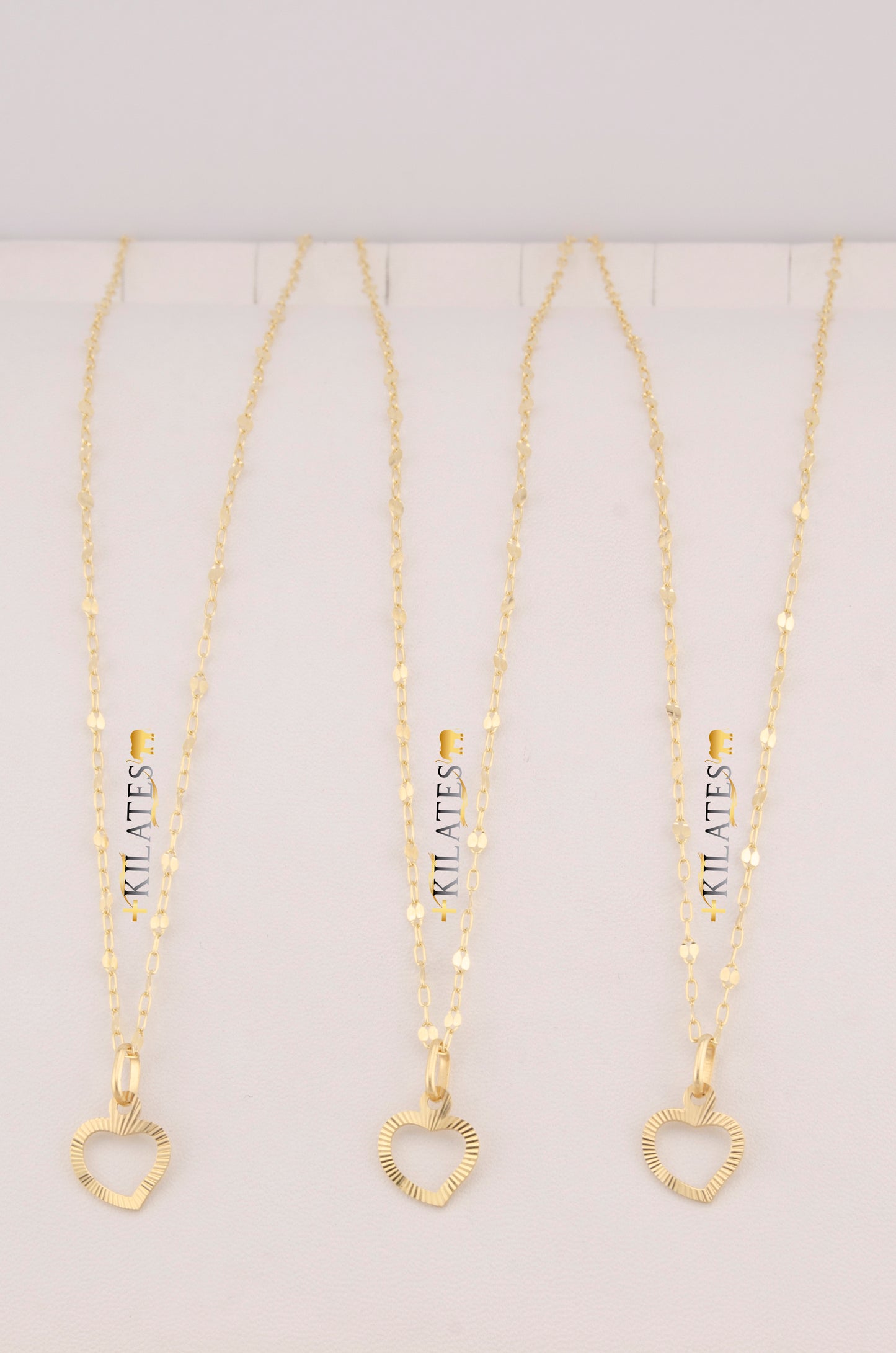 "CADENA DE 50CM PARA DAMA ESTILO LLUVIA CON DIJE DE CORAZO. ORO 10K #775-3529"