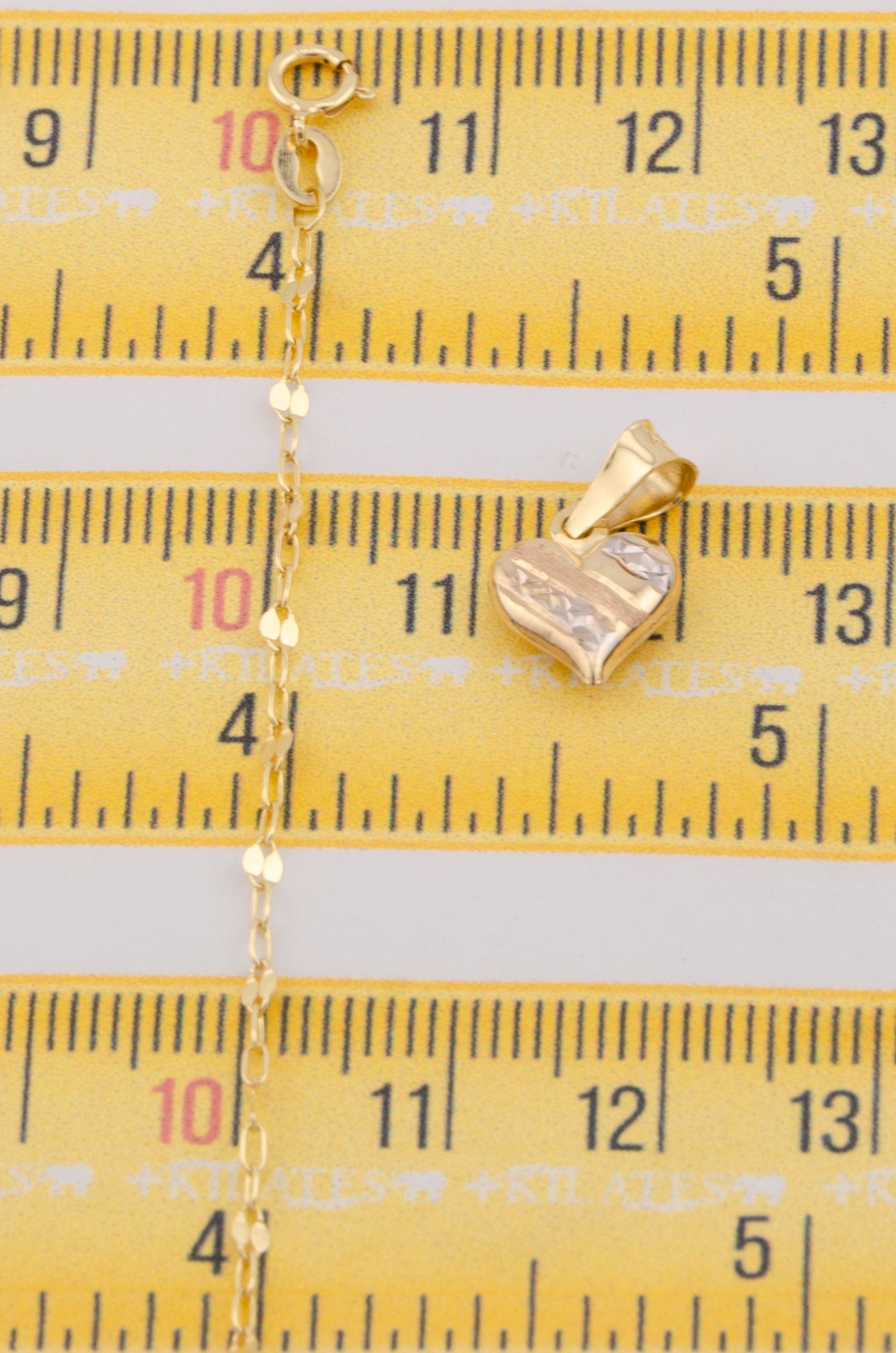 "CADENA DE 50CM PARA DAMA ESTILO LLUVIA CON DIJE DE CORAZON 3 TONOS PEQUEÑO. ORO 10K #775-3526"