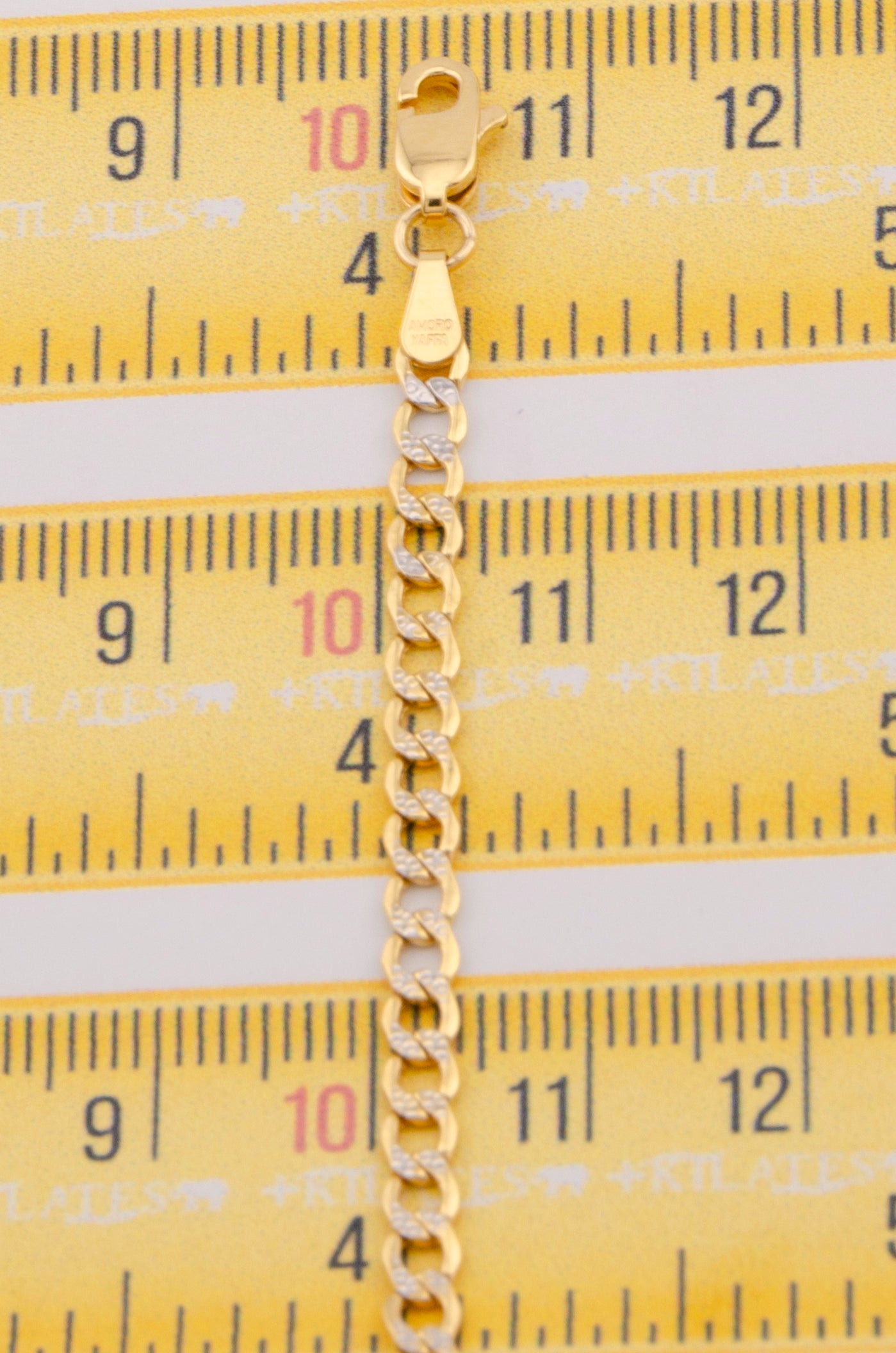 "PULSERA PARA ADULTO DE 20CM ESTILO CUBANA DIAMANTADA. ORO 10K #775-3542"