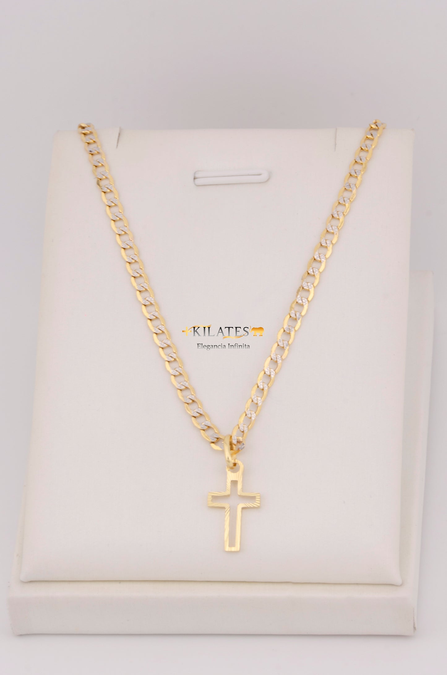 "CADENA PARA ADULTO DE 60CM ESTILO CUBANA DIAMANTADA CON DIJE DE CRUZ. ORO 10K #775-3575"