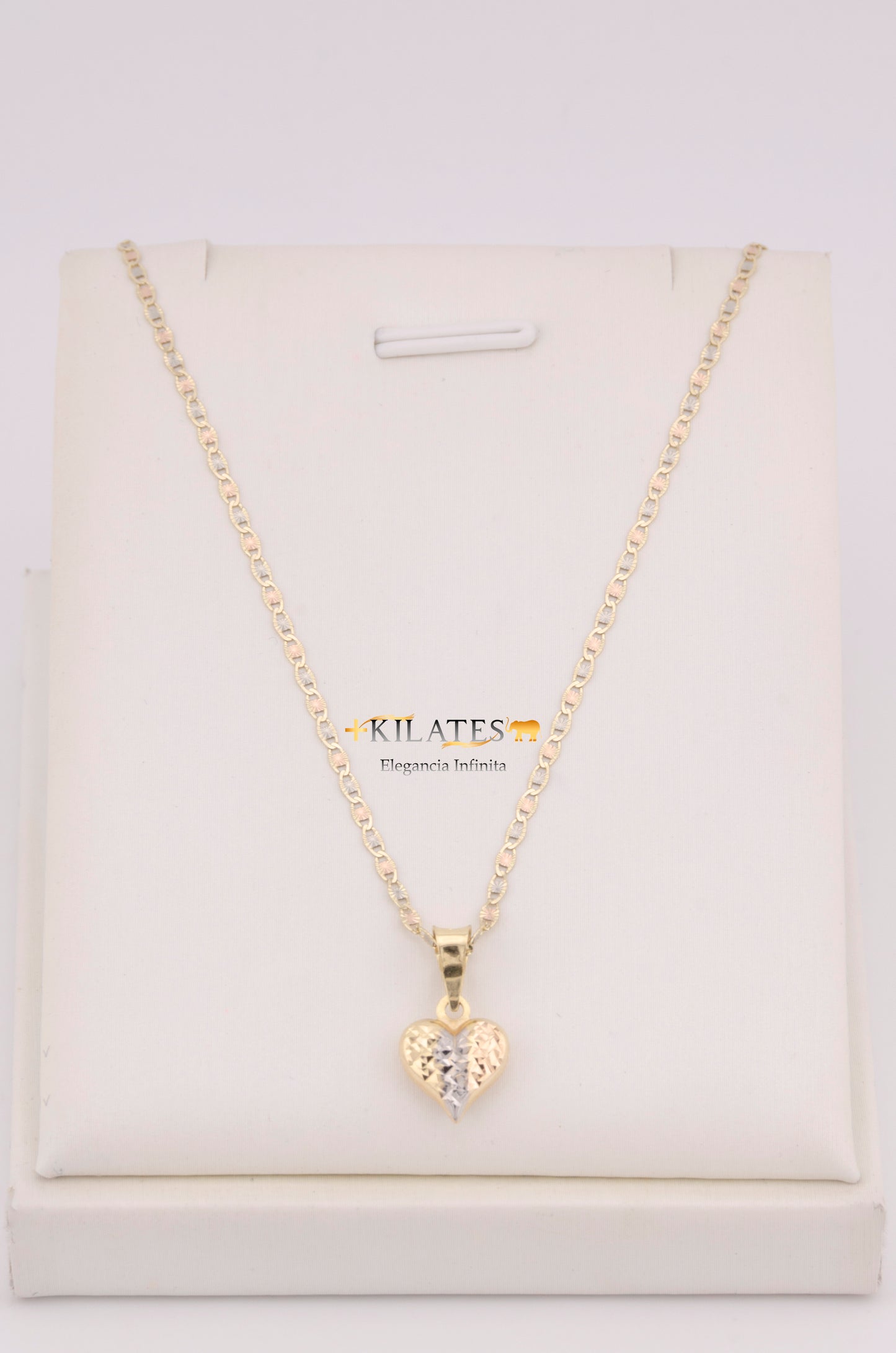"CADENA PARA DAMA ESTILO 3 OROS CON DIJE DE CORAZON 3 TONOS PEQUEÑO. ORO 10K #775-3634"