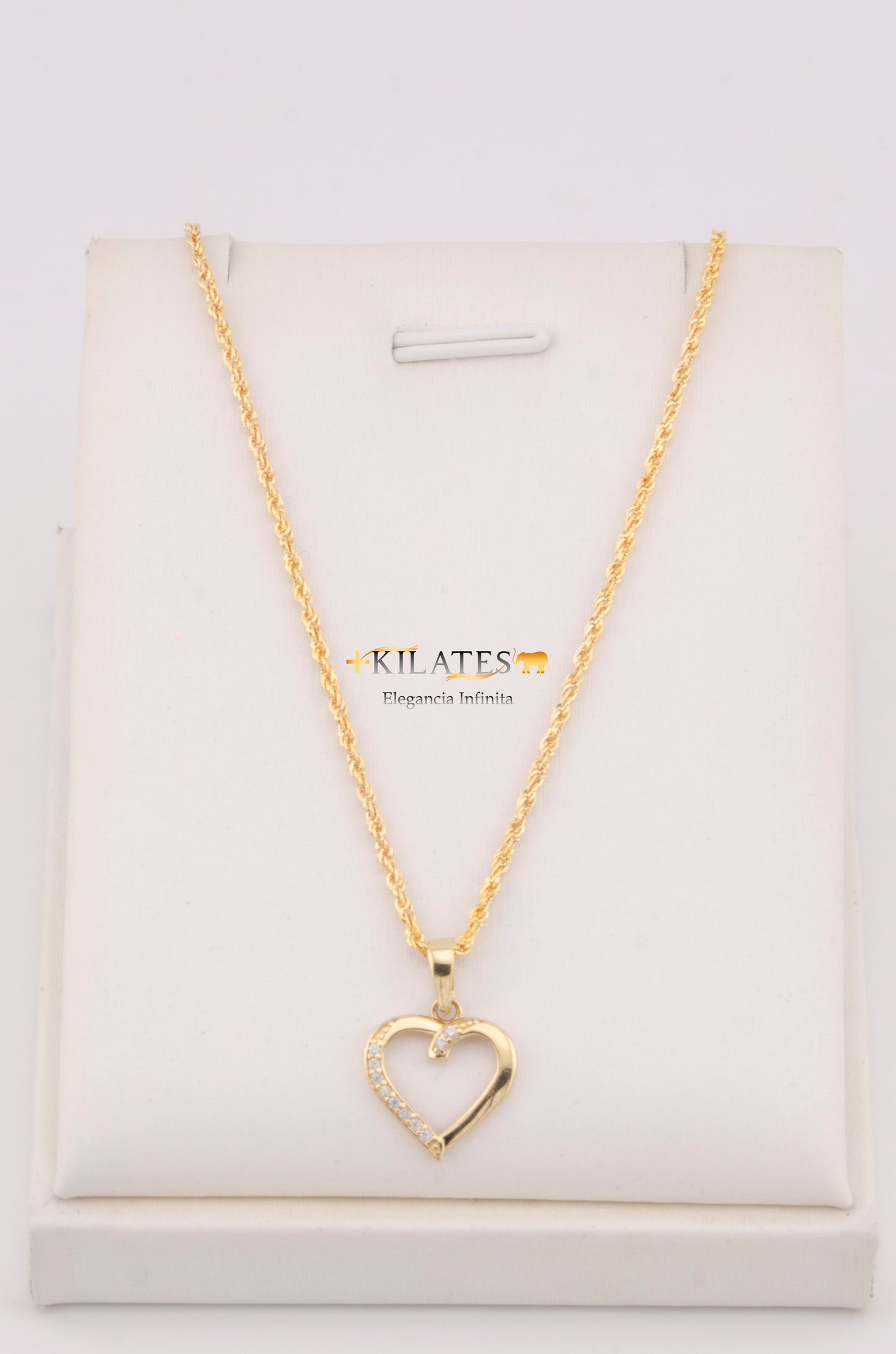 "CADENA PARA DAMA ESTILO LAZO CON DIJE DE CORAZON CON ZIRCONIA BLANCA. ORO 10K #775-3679"