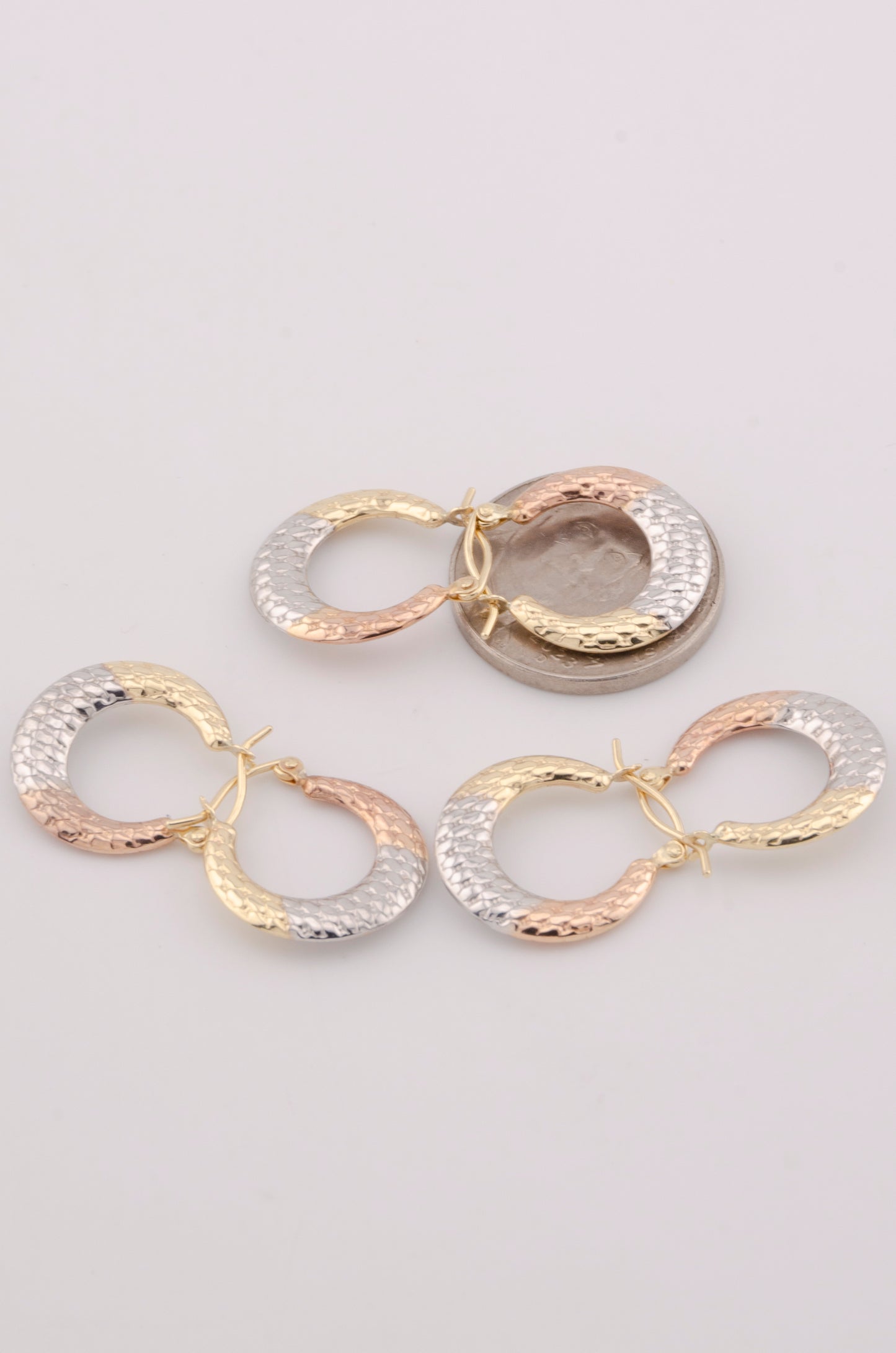 ARGOLLAS PARA DAMA ESTILO 3 OROS. ORO 10K #775-3710