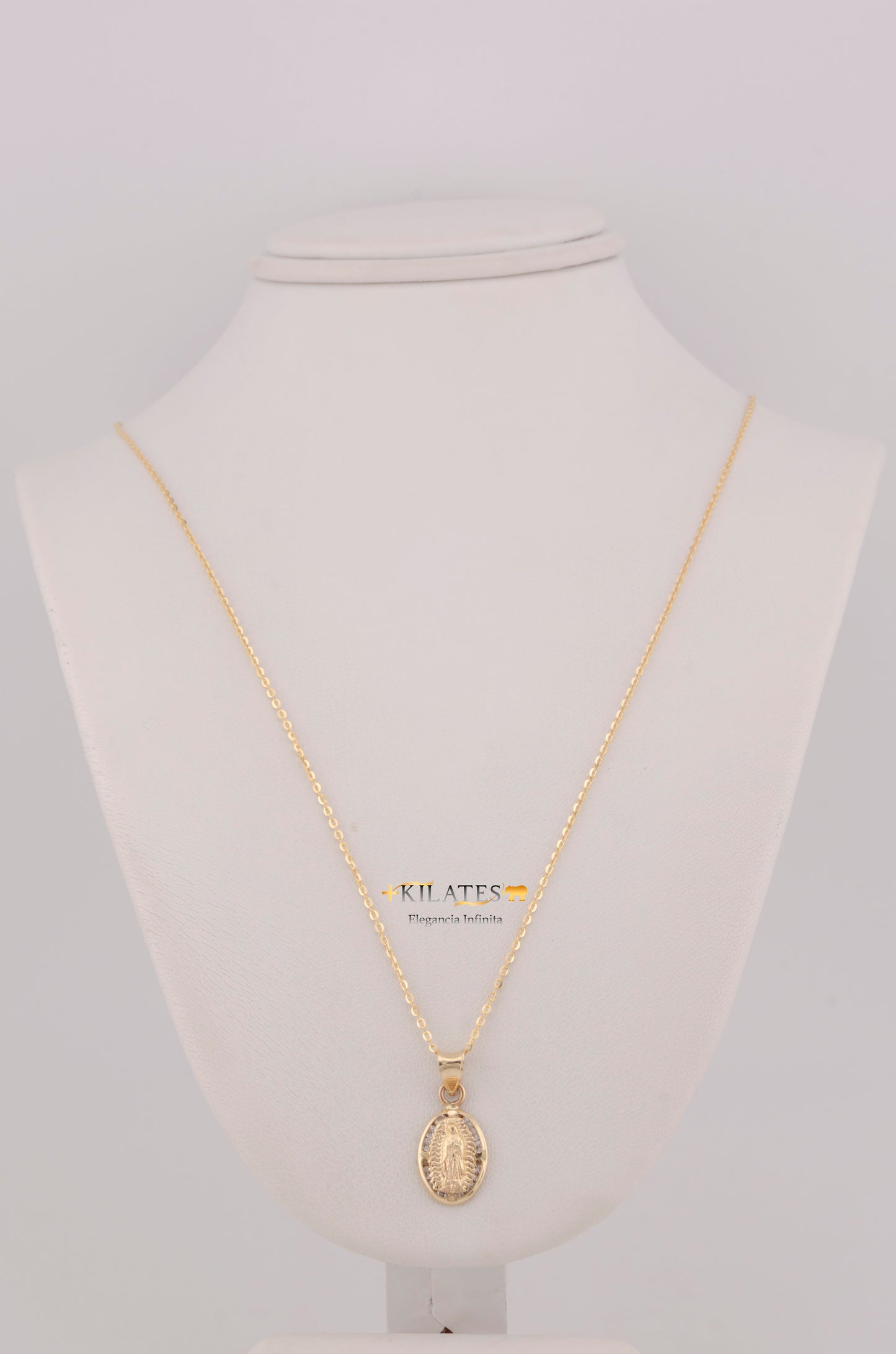 " CADENA PARA DAMA DE 50CM ESTILO CUADRADA SOLIDA CON DIJE OVALADO DE LA VIRGEN. ORO 10K #775-3773"