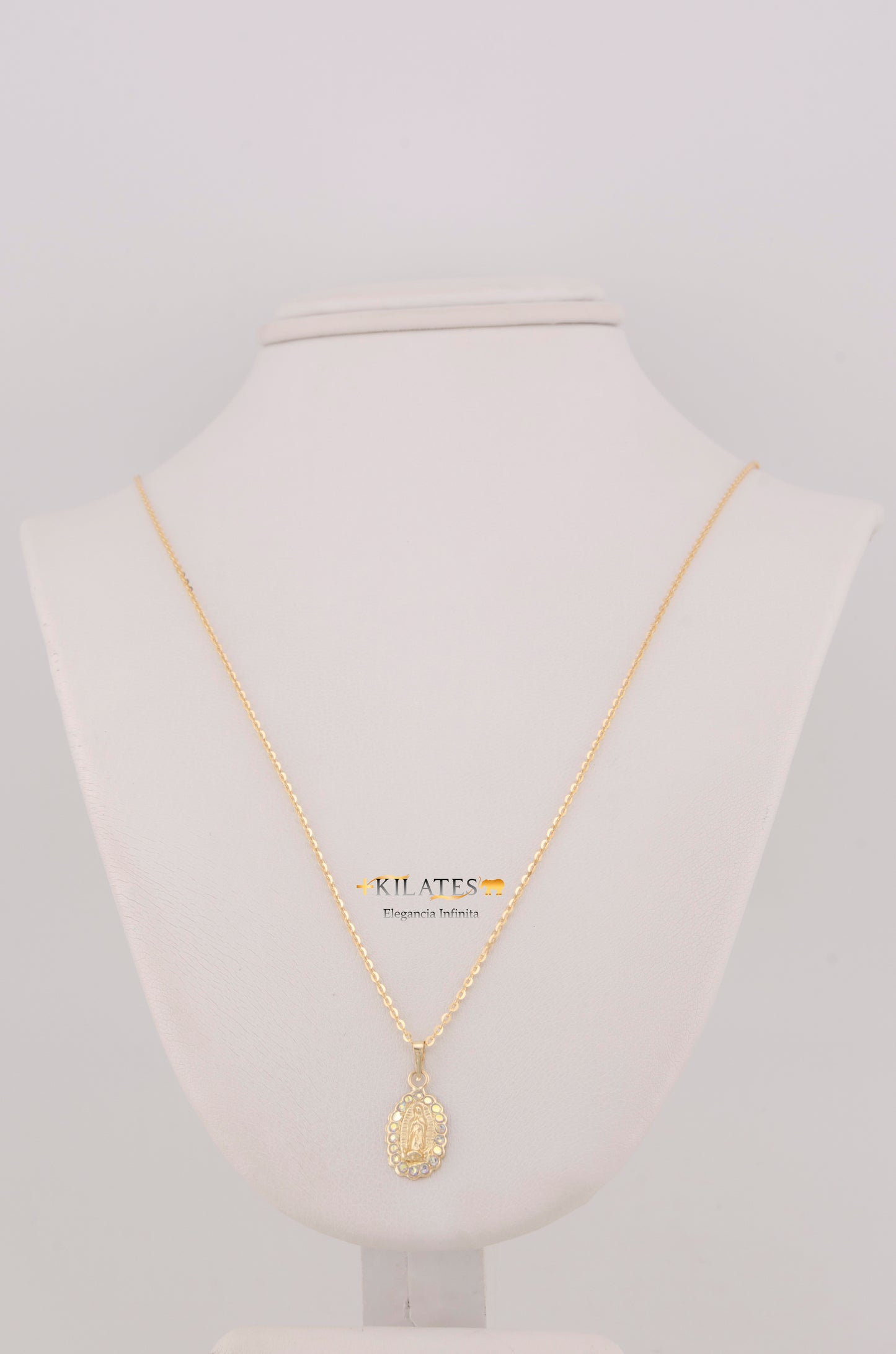 " CADENA PARA DAMA DE 50CM ESTILO CUADRADA SOLIDA CON DIJE DE LA VIRGEN CON ZIRCONIA TORNASOL. ORO 10K #775-3775"