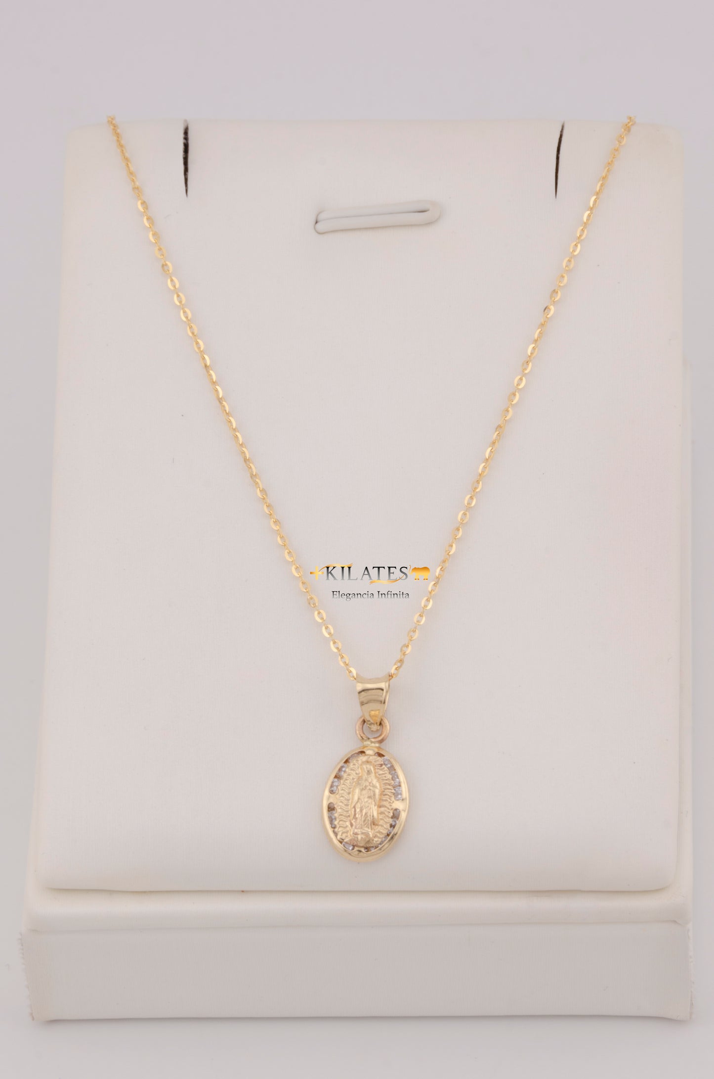 " CADENA PARA DAMA DE 50CM ESTILO CUADRADA SOLIDA CON DIJE OVALADO DE LA VIRGEN. ORO 10K #775-3773"