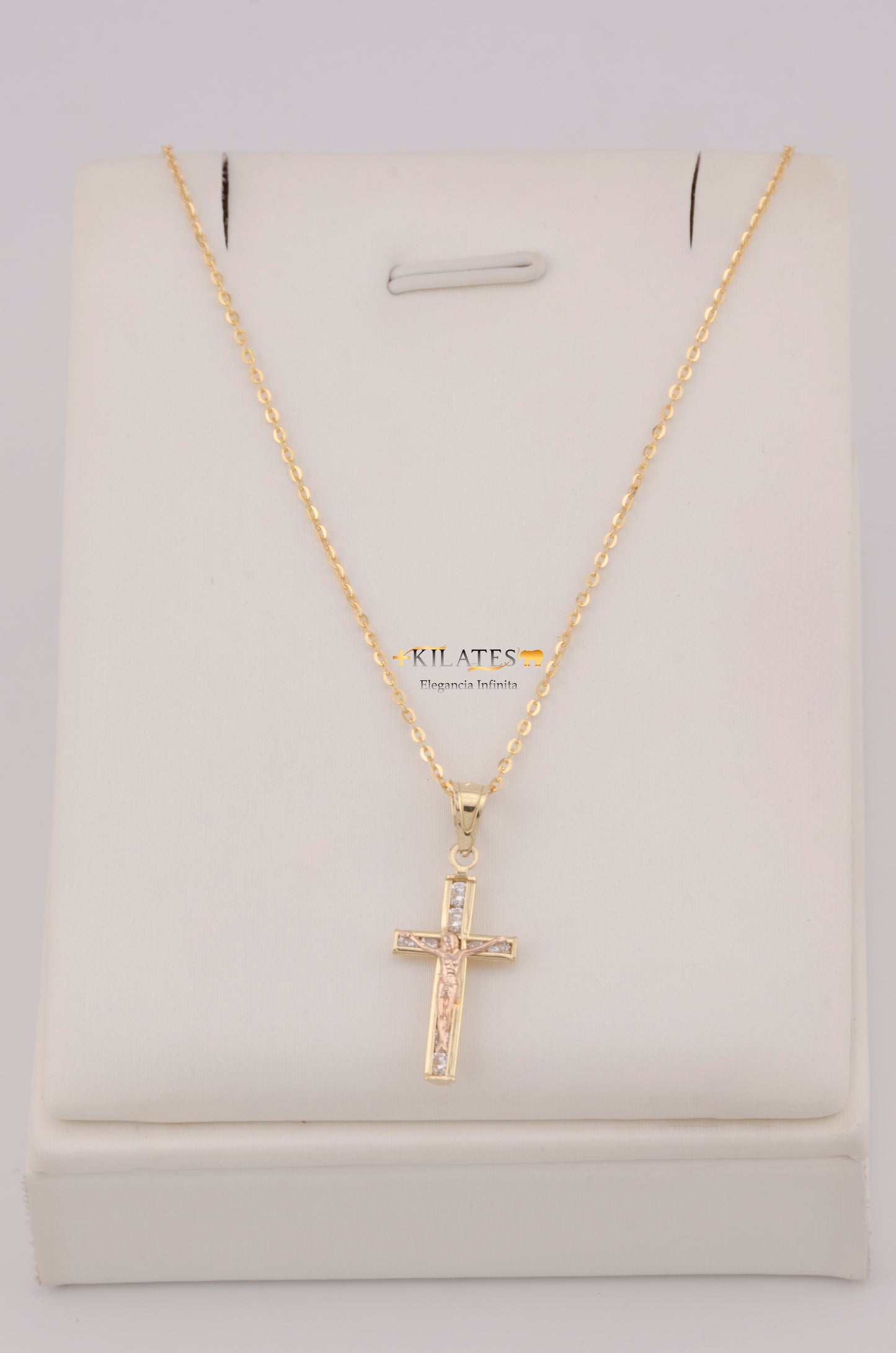 " CADENA PARA DAMA DE 50CM ESTILO CUADRADA SOLIDA CON DIJE DE CRUZ CON JESUCRISTO. ORO 10K #775-3776"