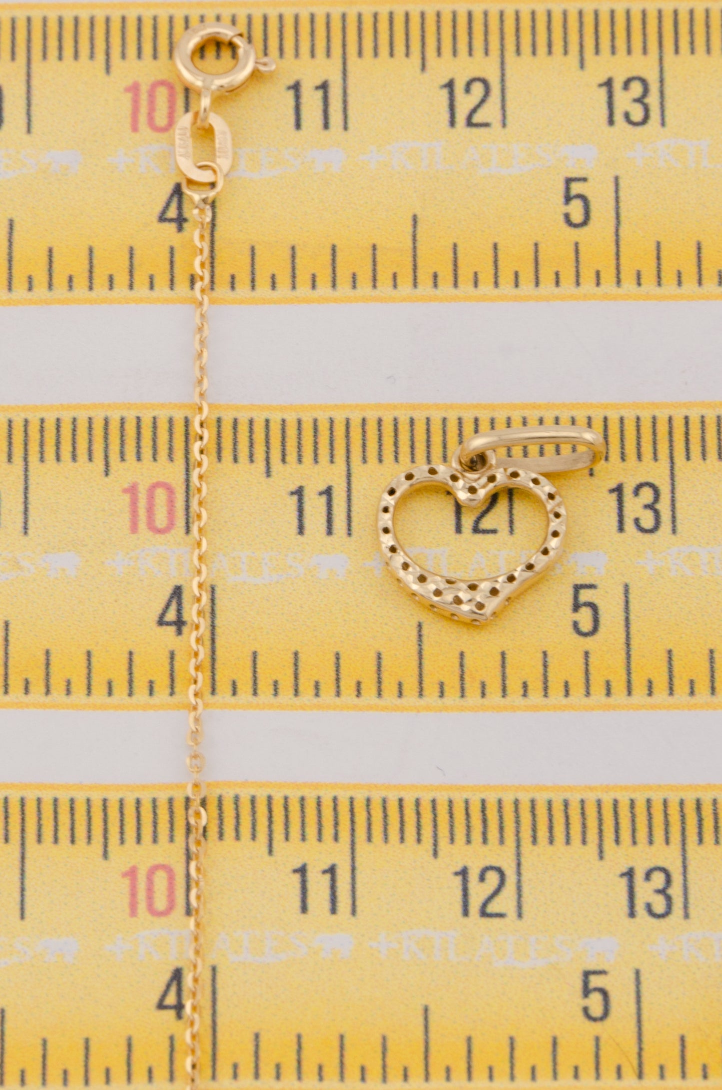 " CADENA PARA DAMA DE 50CM ESTILO CUADRADA SOLIDA CON DIJE DE CORAZON DORADO. ORO 10K #775-3781"