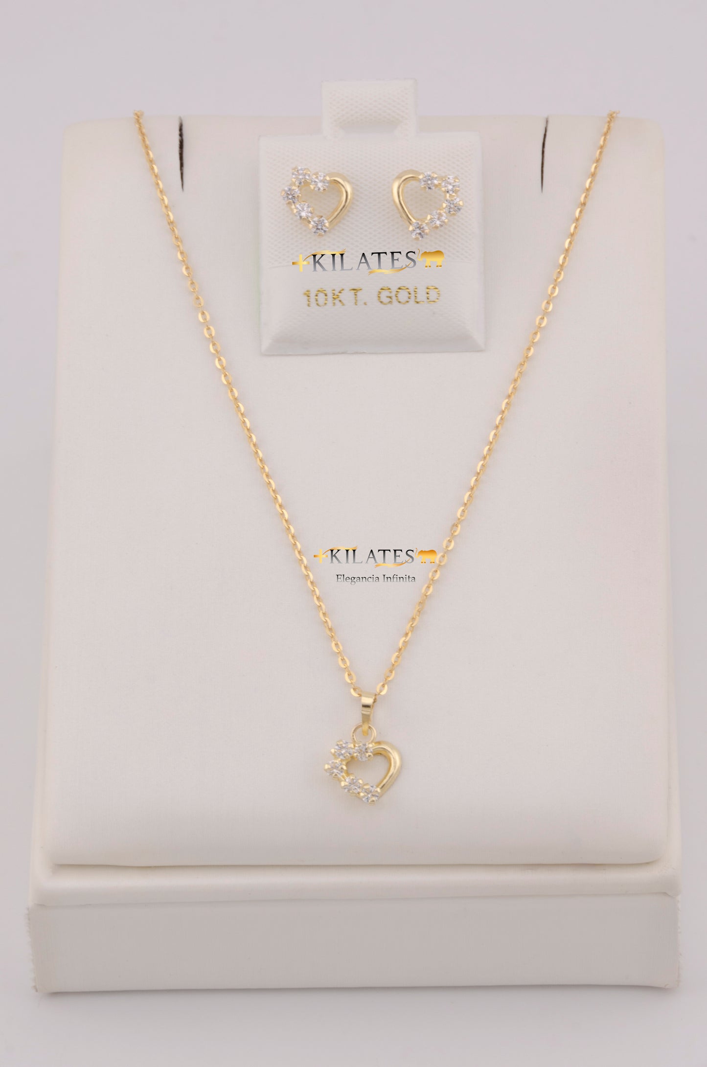 "SET DE CADENA ESTILO CUADRADA SOLIDA DE 50CM PARA DAMA CON DIJE Y ARETES DE CORAZON CON ZIRCONIA BLANCA. ORO 10K #775-3811"