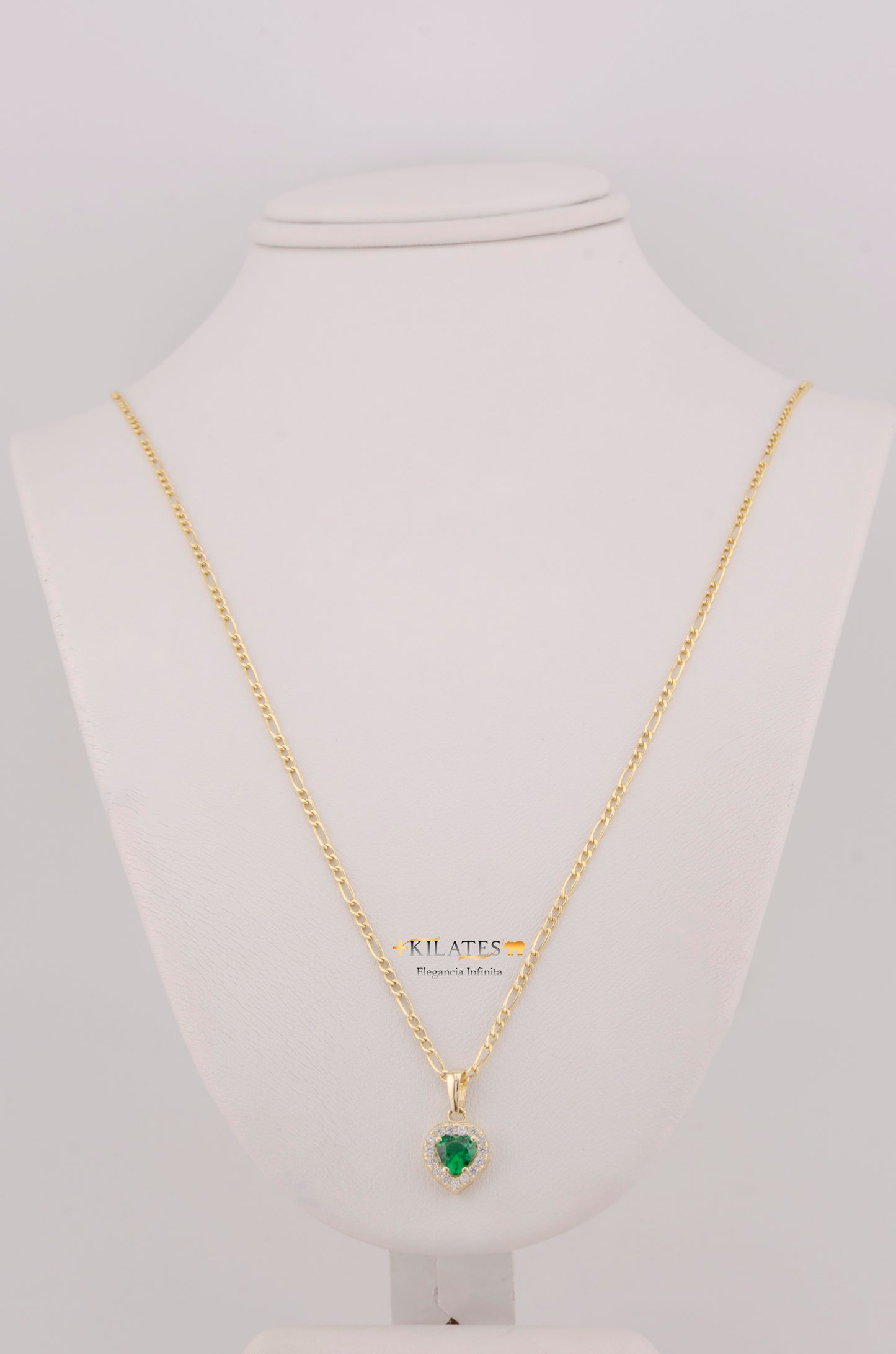 CADENA DE 50CM PARA DAMA ESTILO 3+1 CON DIJE DE CORAZON BLANCO CON VERDE. ORO 10K #775-3829