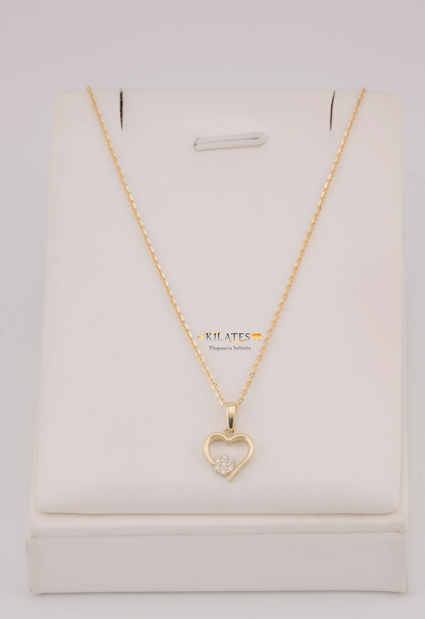 "CADENA DE 50CM PARA DAMA ESTILO CUADRADA SOLIDA CON DIJE DE CORAZON CON ZIRCONIA BLANCA. ORO 10K #775-3831"