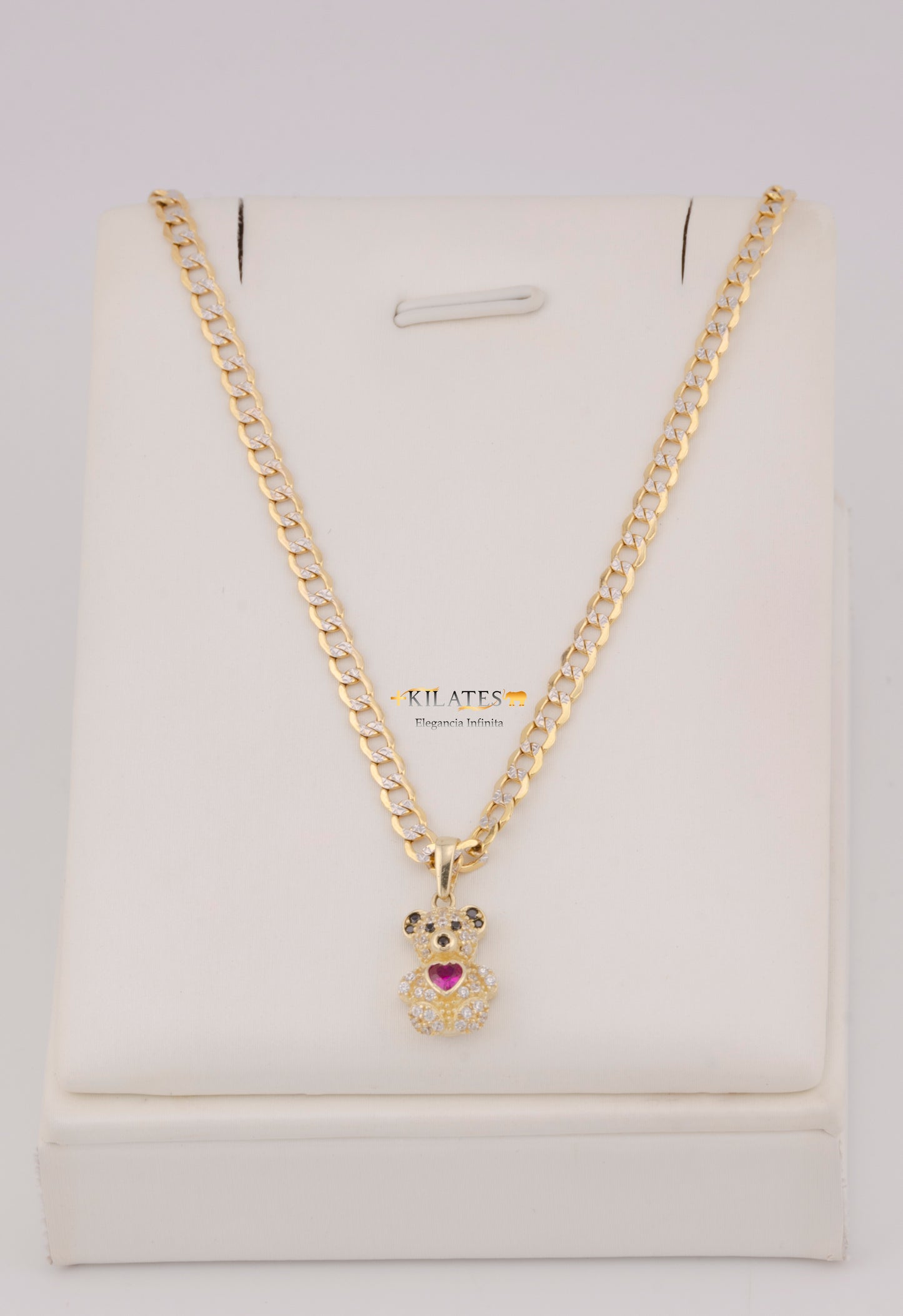 "CADENA DE 50CM PARA DAMA ESTILO CUBANA DIAMANTADA CON DIJE DE OSO PEQUEÑO. ORO 10K #775-3825"
