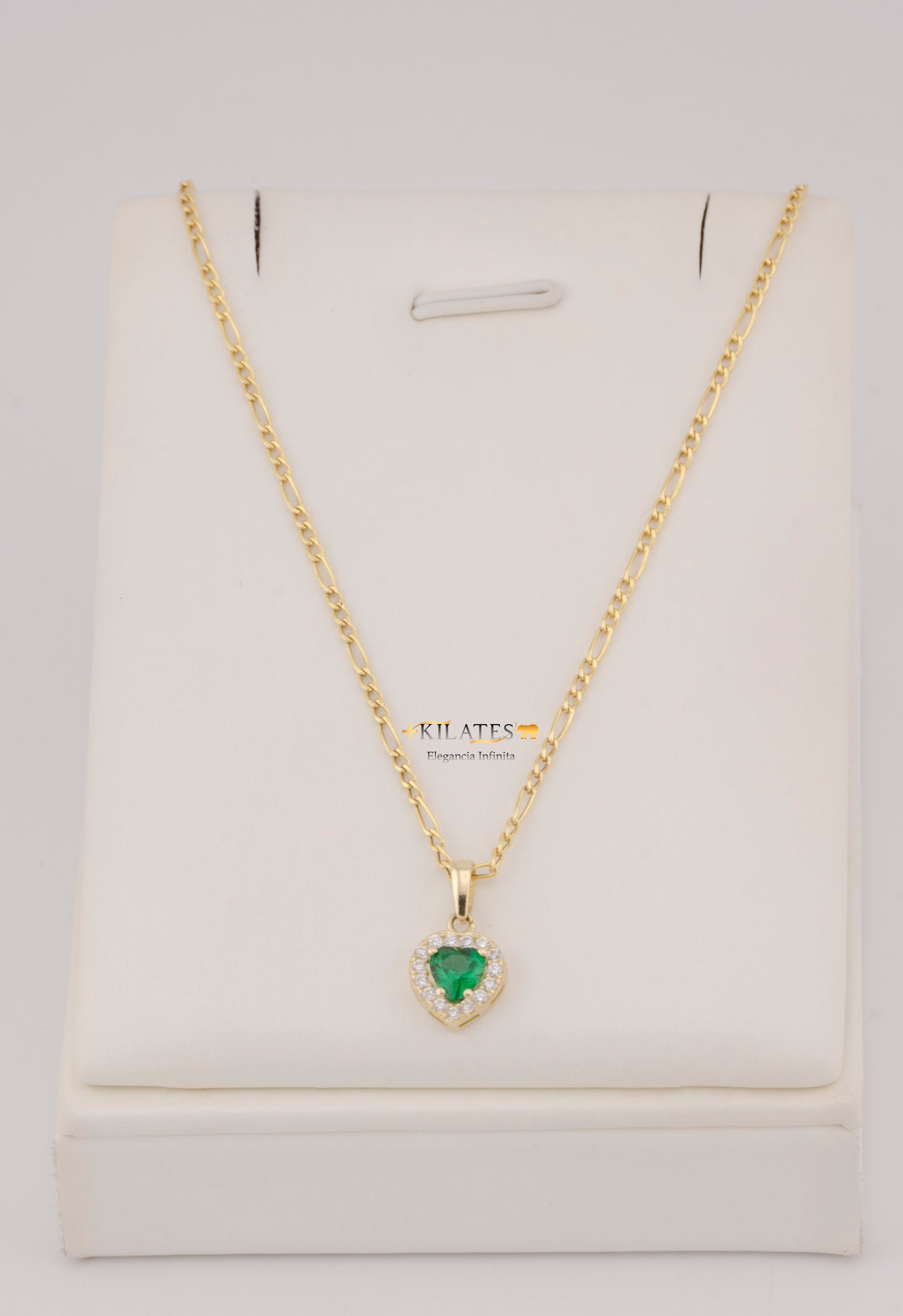 CADENA DE 50CM PARA DAMA ESTILO 3+1 CON DIJE DE CORAZON BLANCO CON VERDE. ORO 10K #775-3829