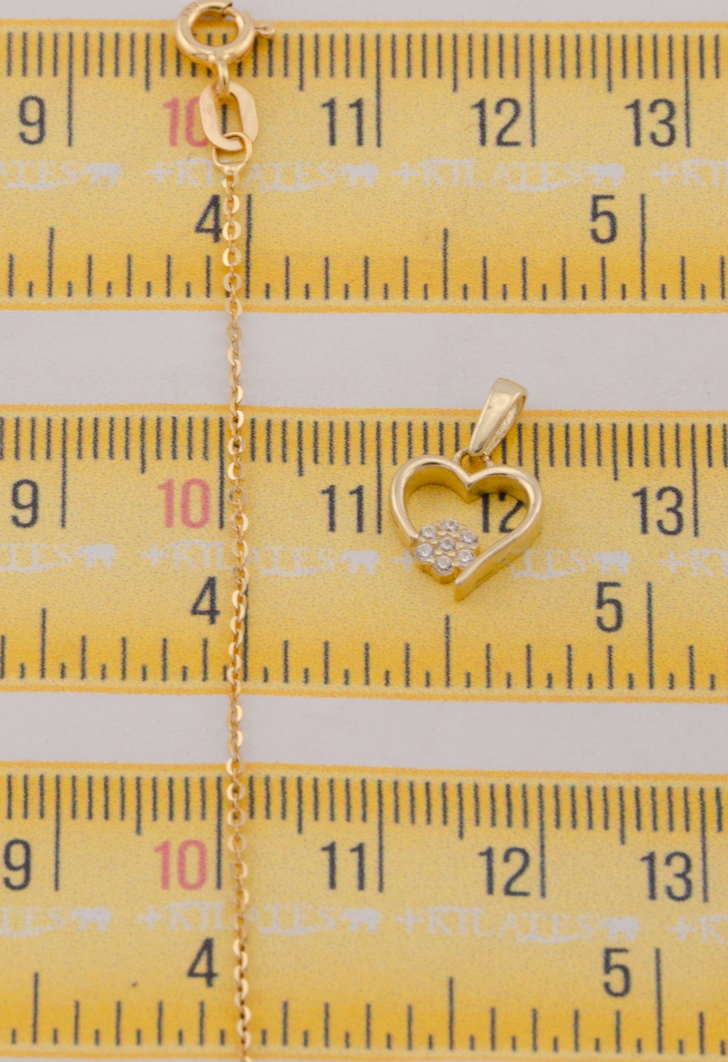 "CADENA DE 50CM PARA DAMA ESTILO CUADRADA SOLIDA CON DIJE DE CORAZON CON ZIRCONIA BLANCA. ORO 10K #775-3831"