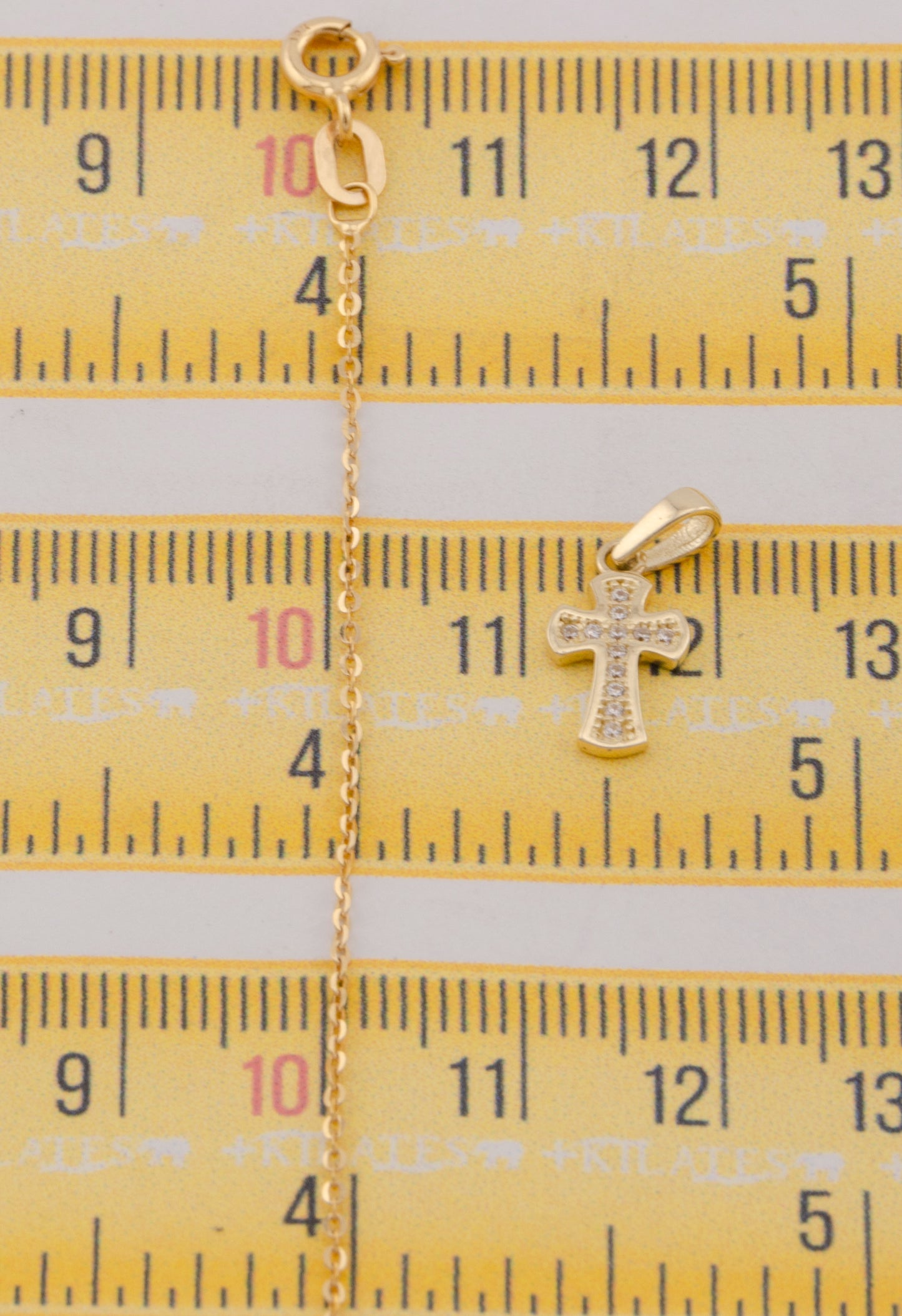 "CADENA DE 50CM PARA DAMA ESTILO CUADRAD SOLIDA CON DIJE DE CRUZ CON ZIRCONIA BLANCA. ORO 10K #775-3846"