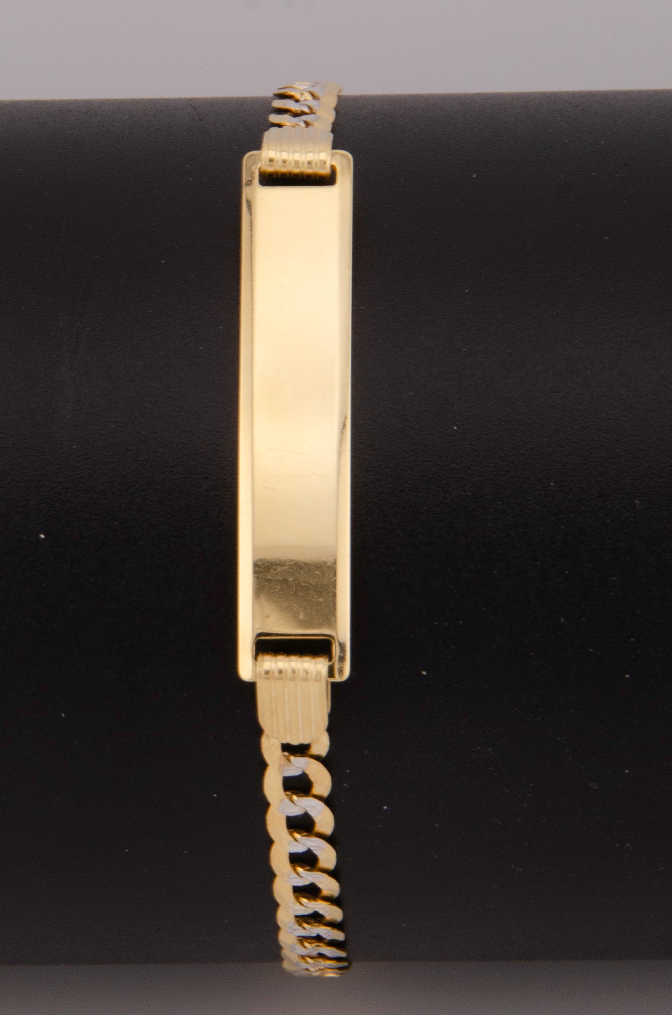 "PULSERA PARA NIÑO CON PLACA DE 15.7CM. ORO 10K #775-3858"